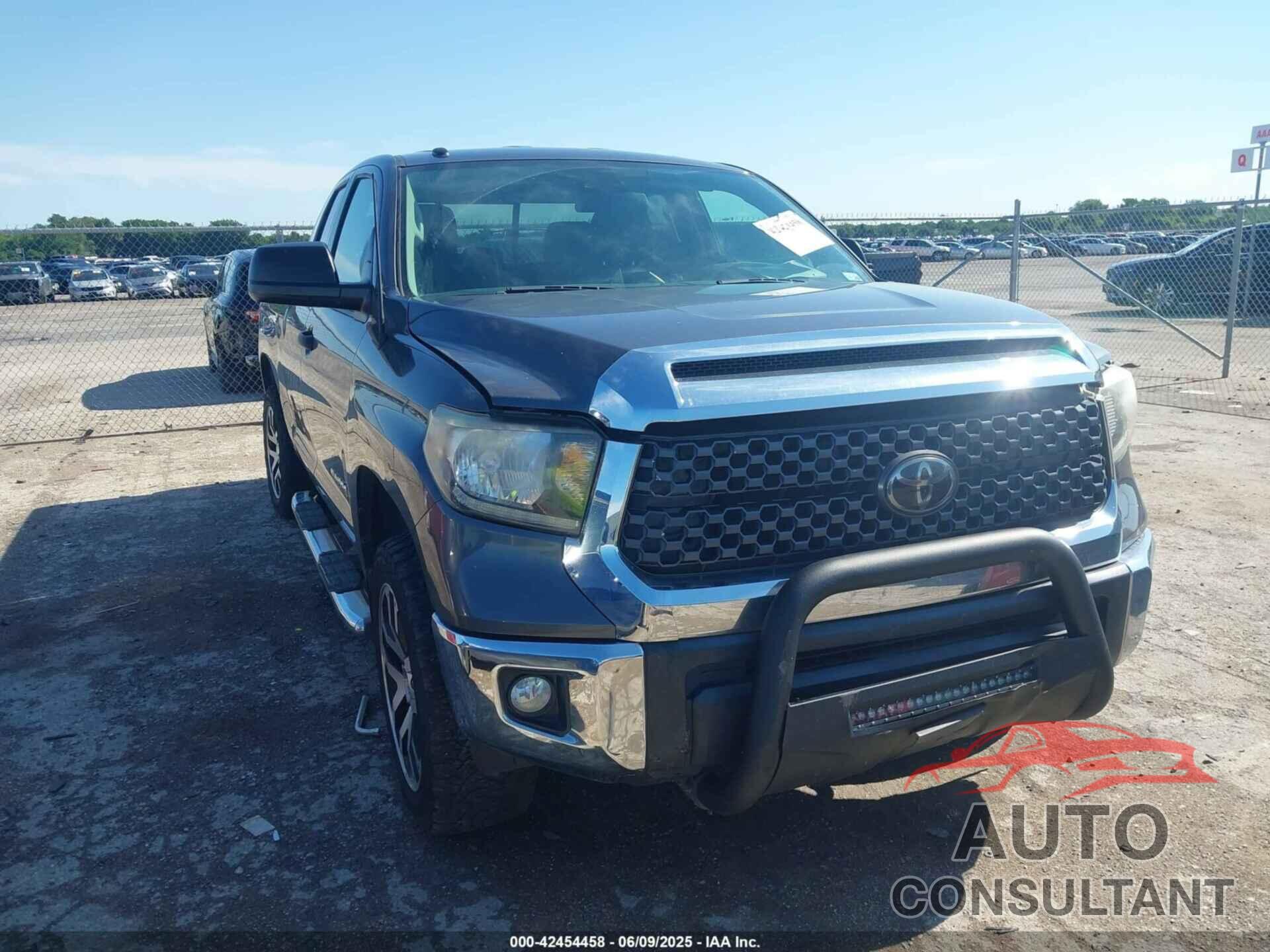 TOYOTA TUNDRA 2018 - 5TFRM5F14JX128288