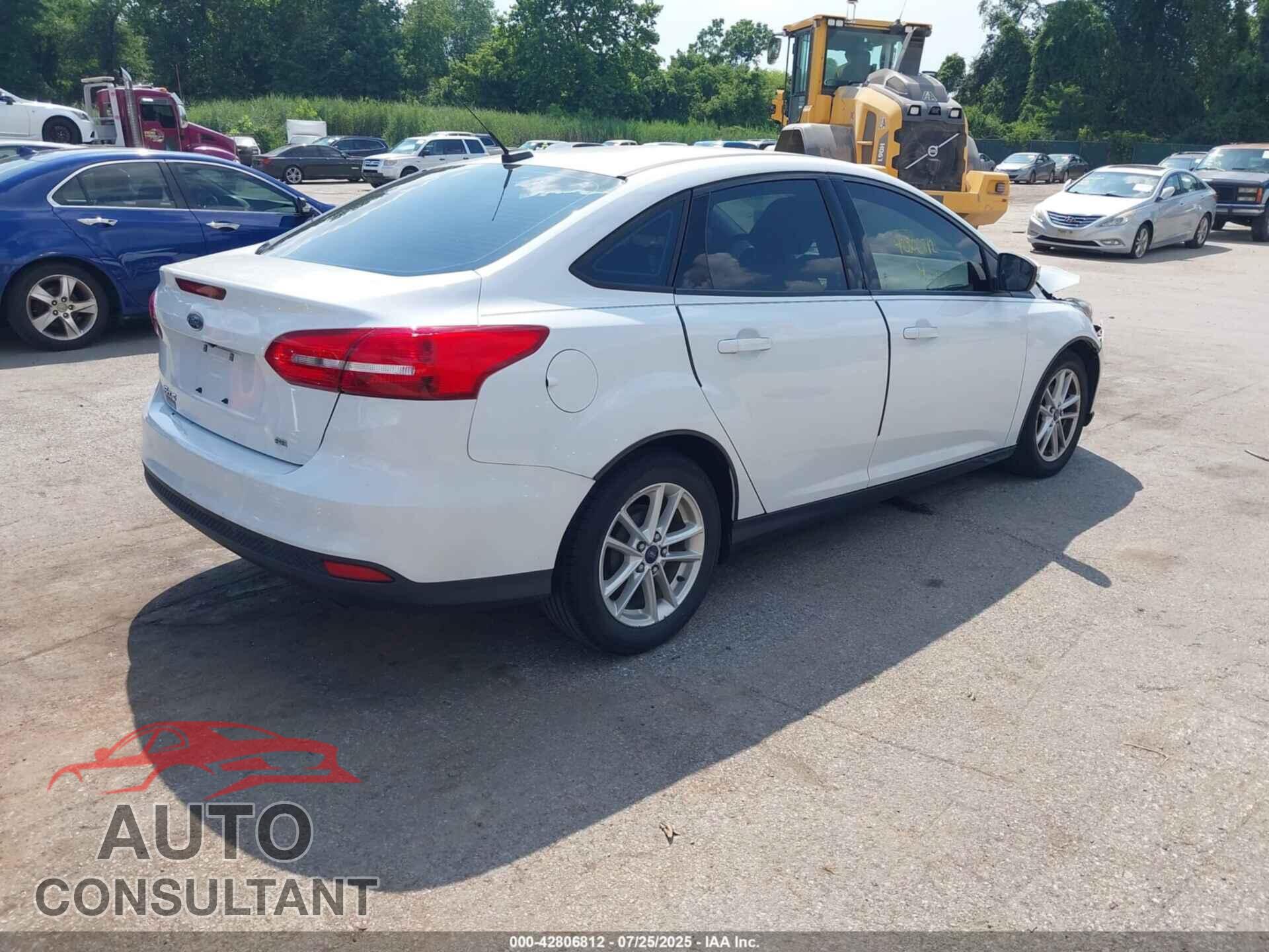 FORD FOCUS 2015 - 1FADP3F25FL381297