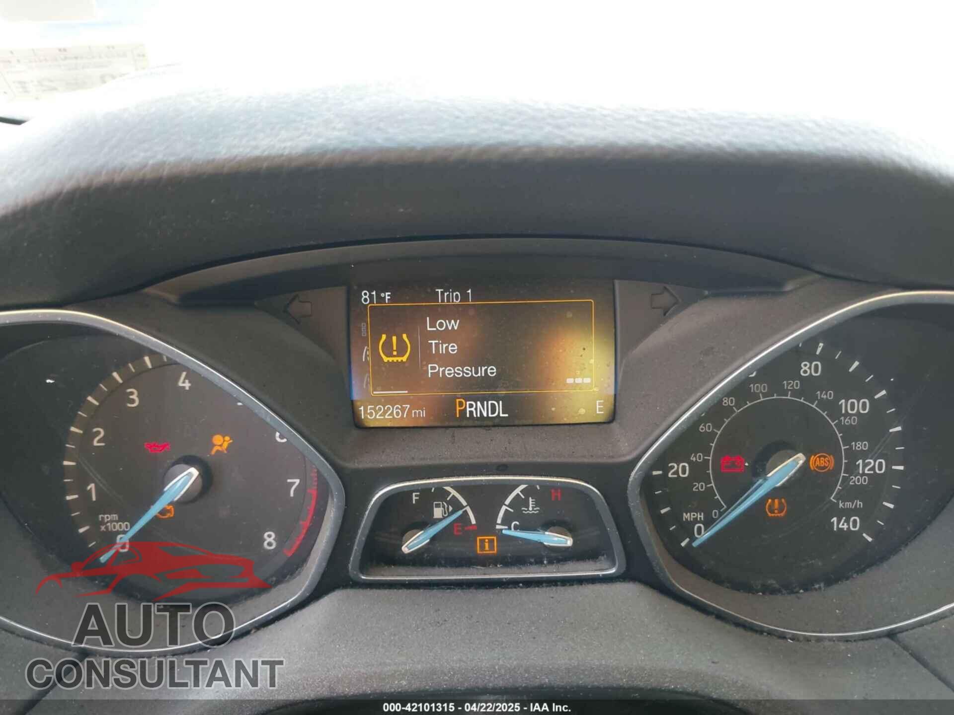 FORD FOCUS 2017 - 1FADP3F29HL220261