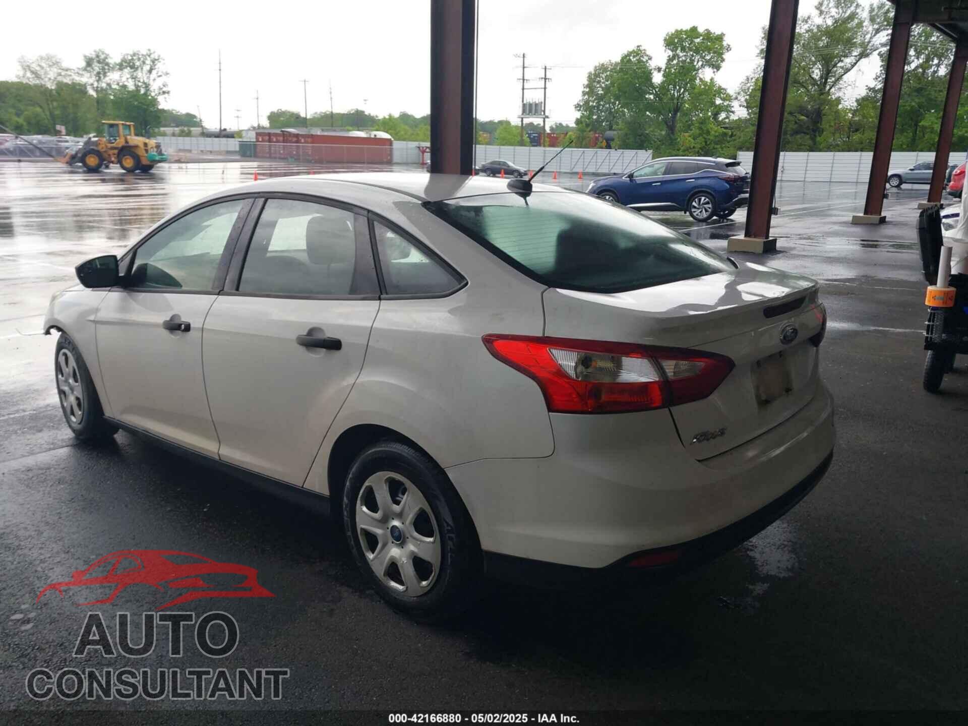 FORD FOCUS 2012 - 1FAHP3E24CL254409