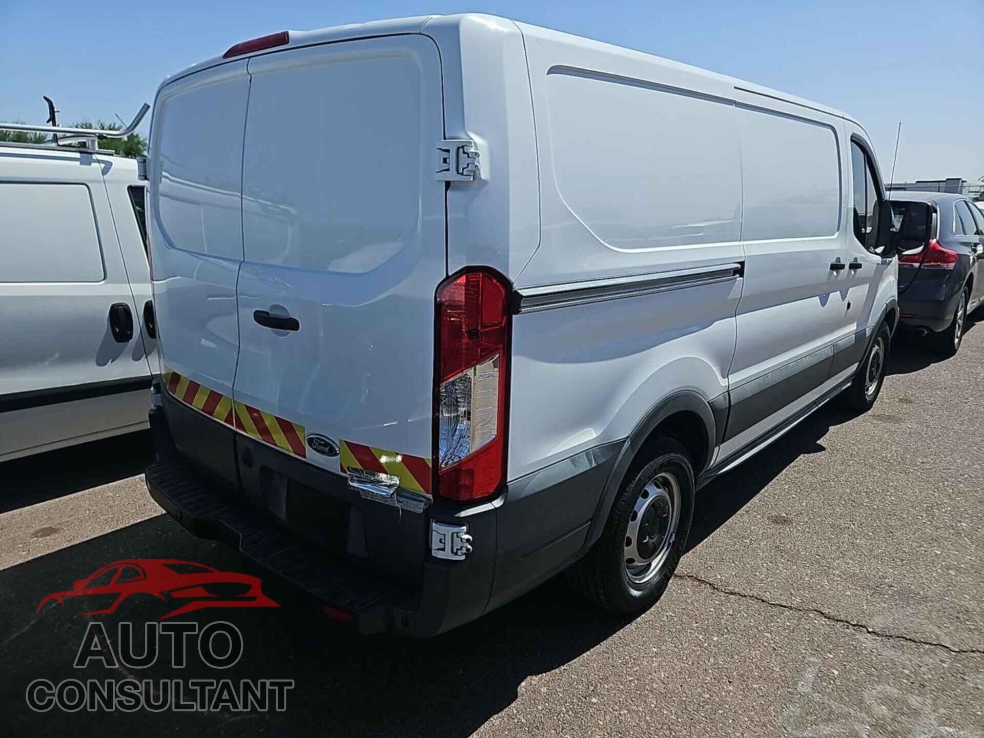 FORD TRANSIT 2015 - 1FTNE1YM4FKB30056