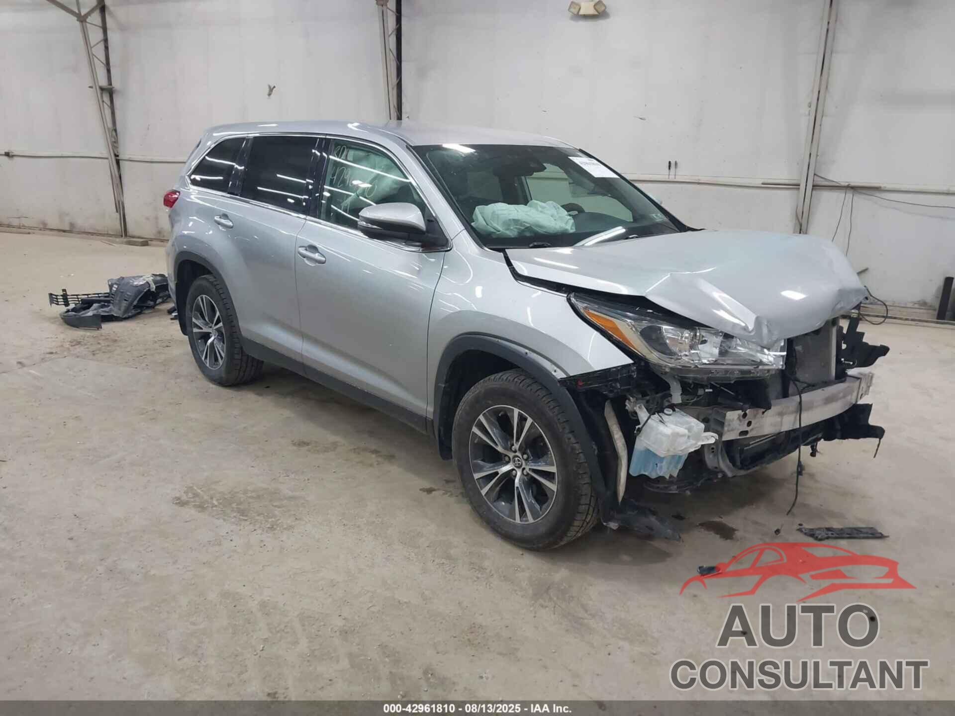 TOYOTA HIGHLANDER 2019 - 5TDBZRFHXKS929225