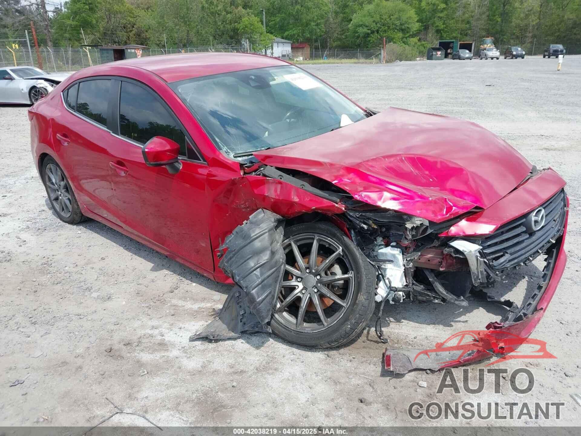 MAZDA MAZDA3 2018 - 3MZBN1V3XJM183616