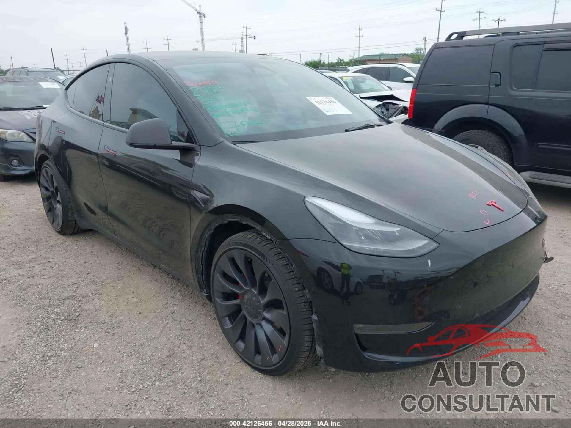 TESLA MODEL Y 2024 - 7SAYGDEF7RA267752