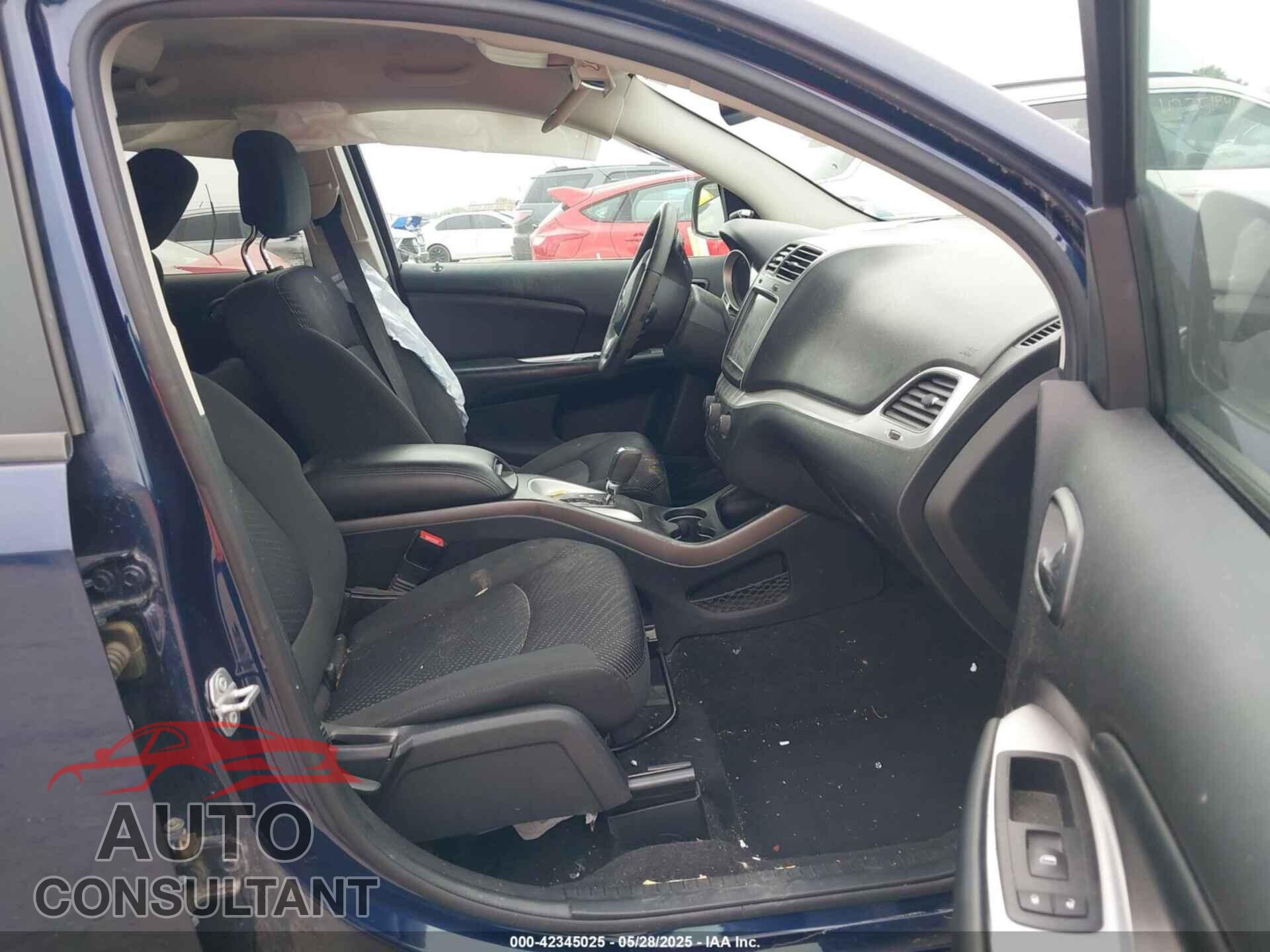 DODGE JOURNEY 2017 - 3C4PDCBB9HT701492