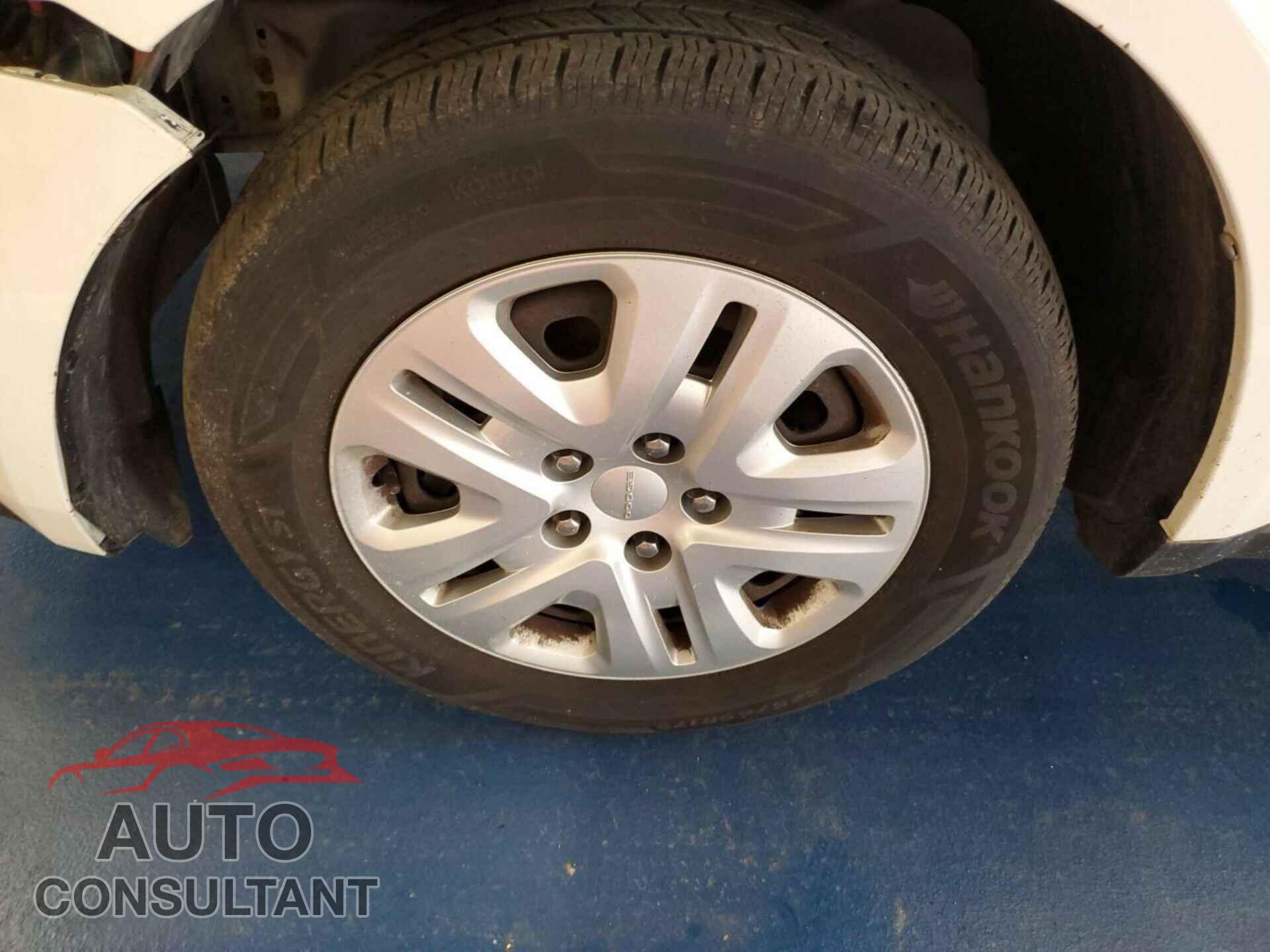 DODGE JOURNEY 2017 - 3C4PDCAB5HT676625