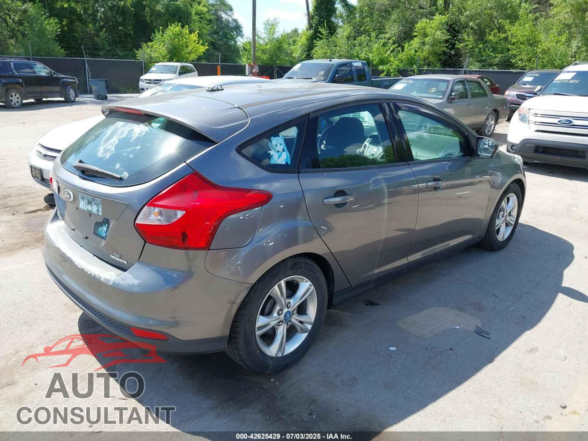 FORD FOCUS 2014 - 1FADP3K27EL157825