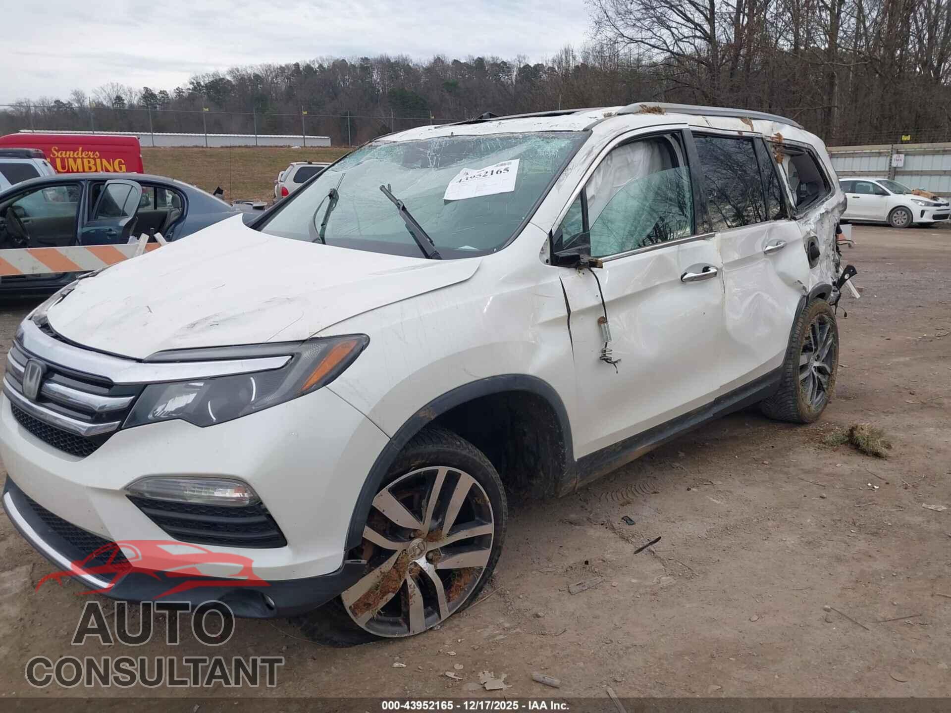 HONDA PILOT 2017 - 5FNYF6H99HB036418