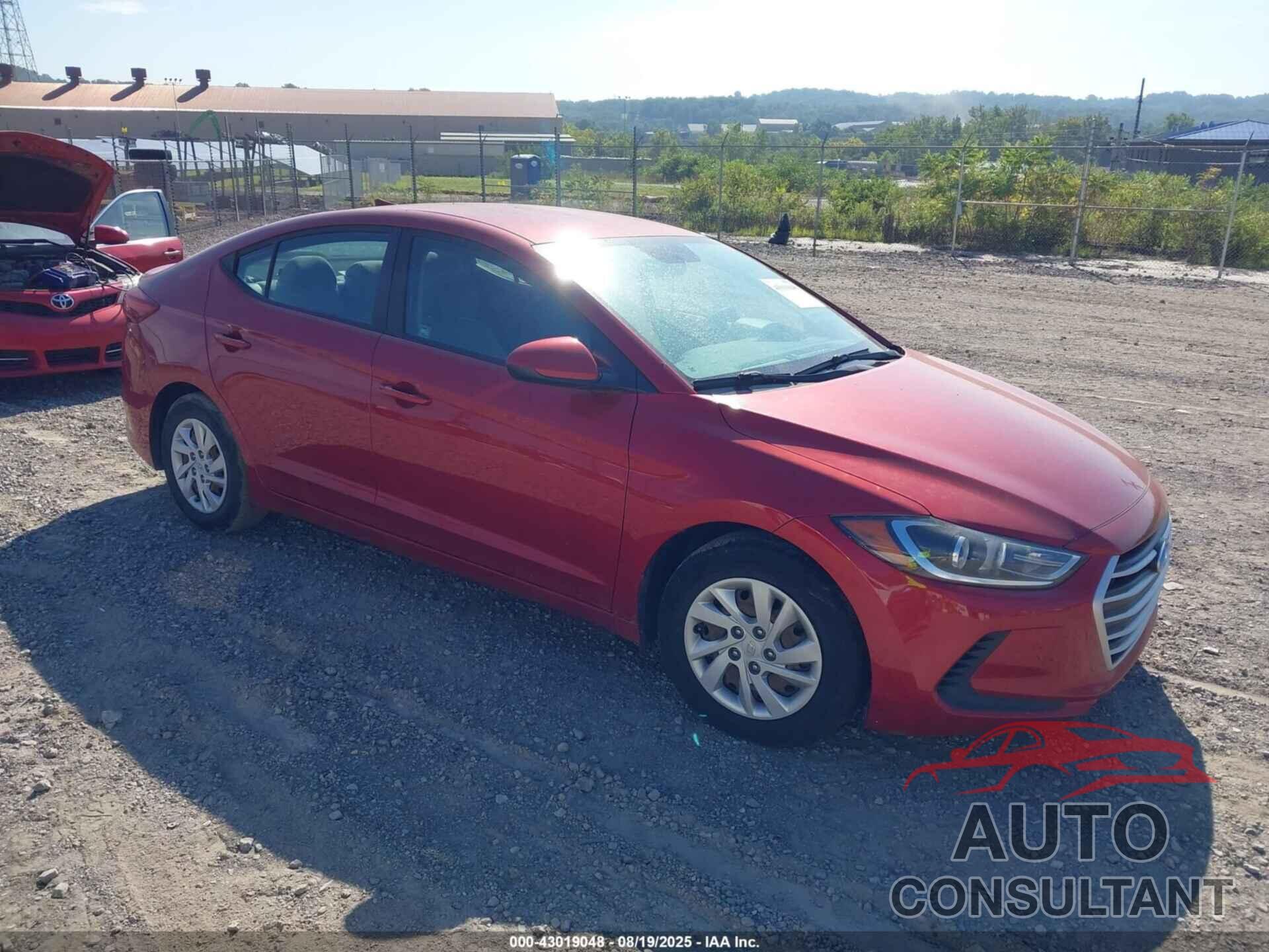 HYUNDAI ELANTRA 2017 - 5NPD74LF3HH198267