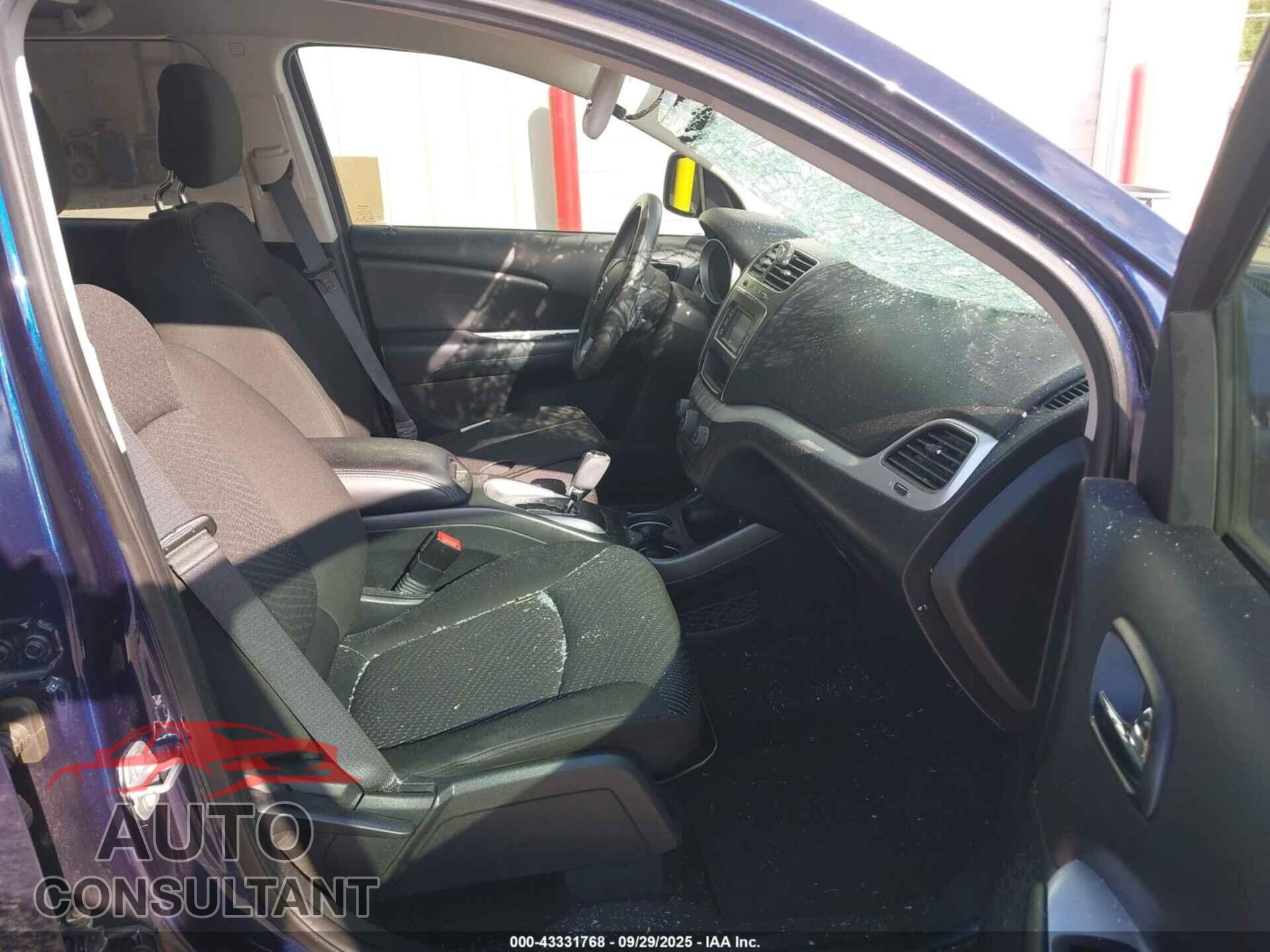 DODGE JOURNEY 2019 - 3C4PDCBB4KT686892