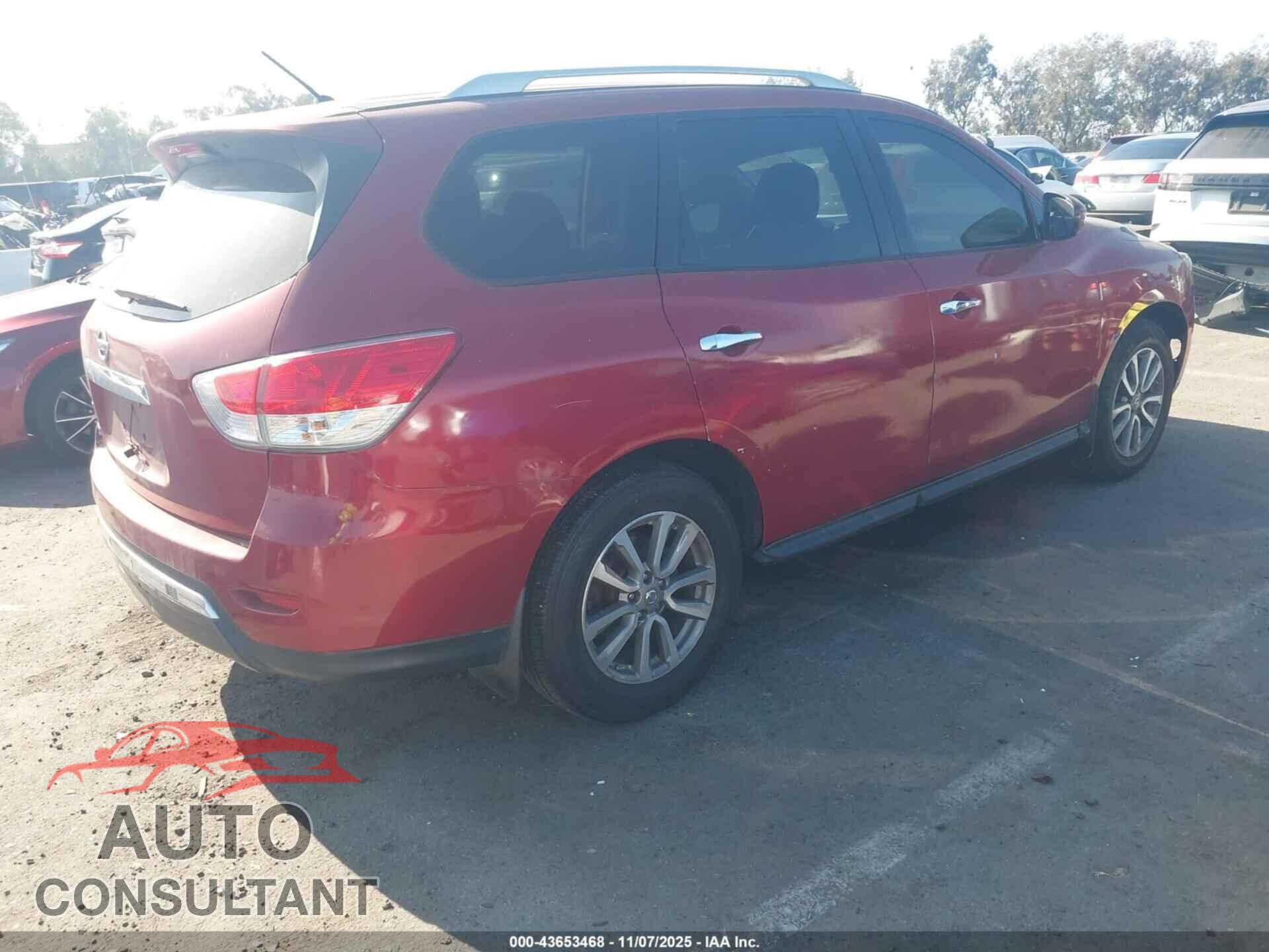 NISSAN PATHFINDER 2015 - 5N1AR2MN2FC677582