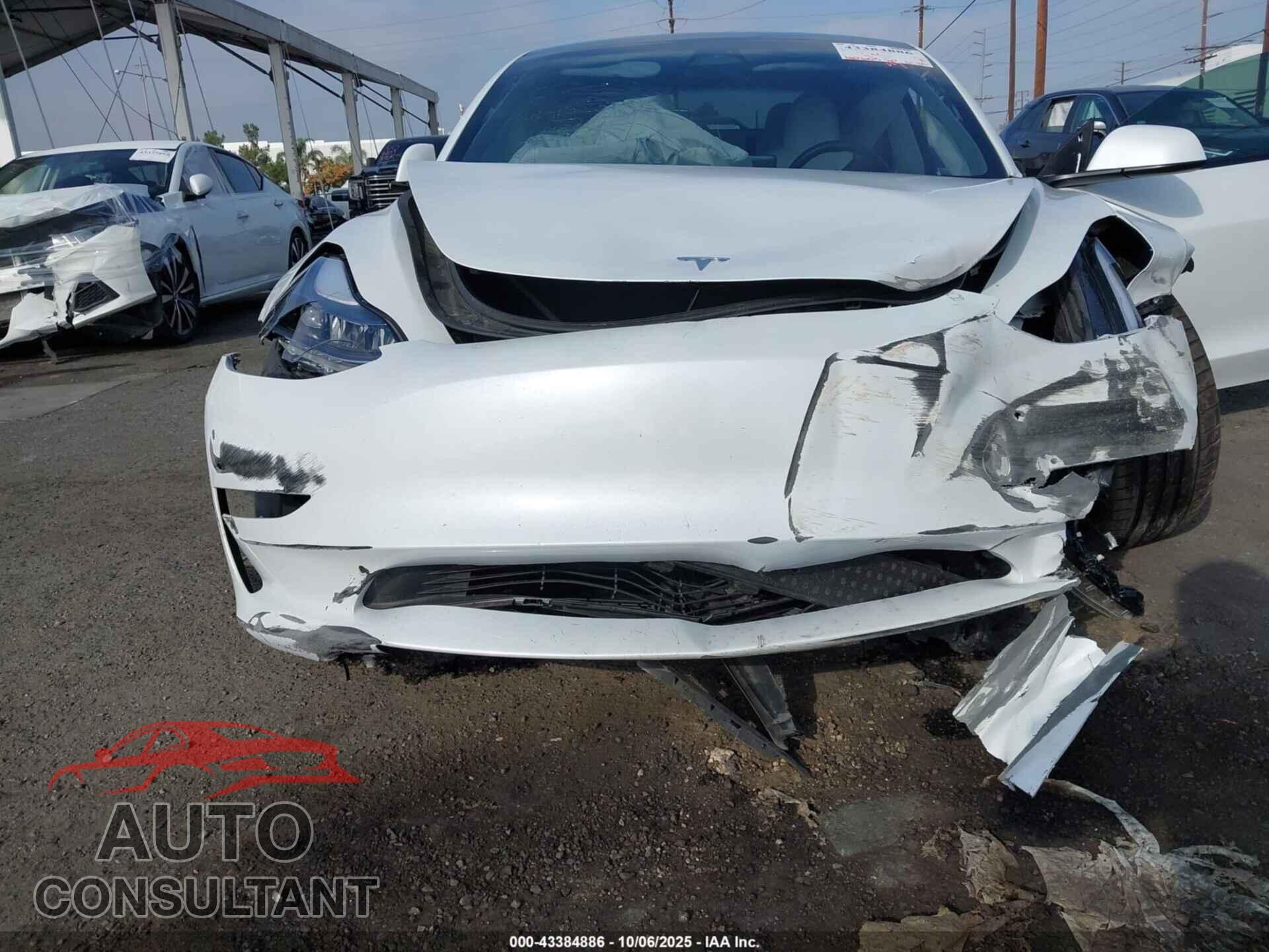 TESLA MODEL 3 2023 - 5YJ3E1ECXPF627694
