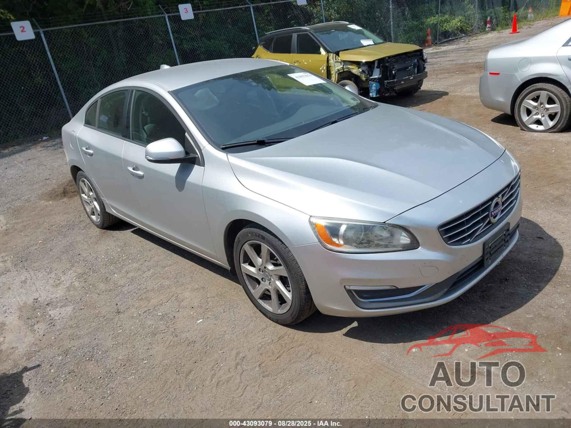 VOLVO S60 2015 - YV126MFA5F2301840