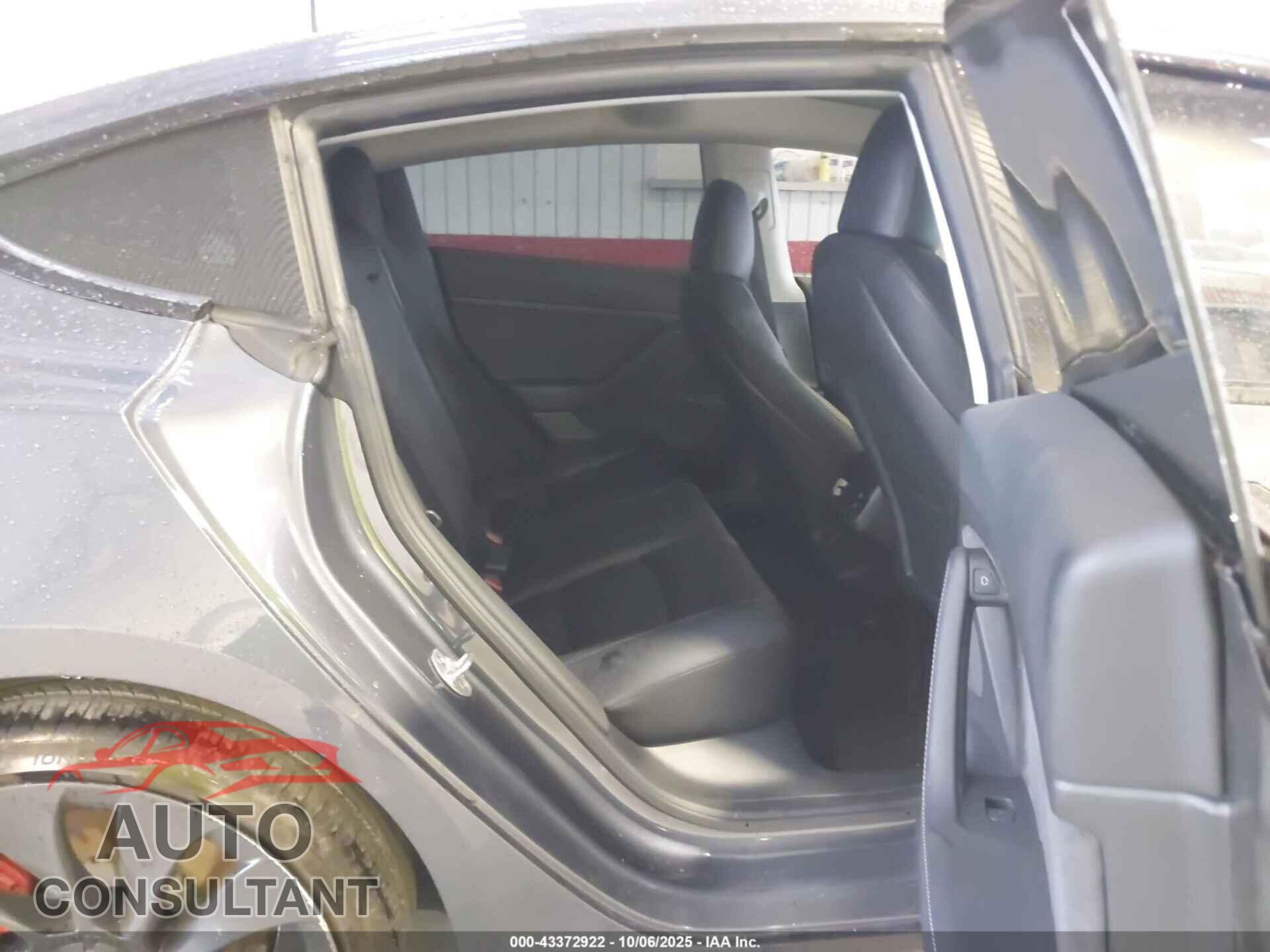 TESLA MODEL 3 2023 - 5YJ3E1ECXPF712261