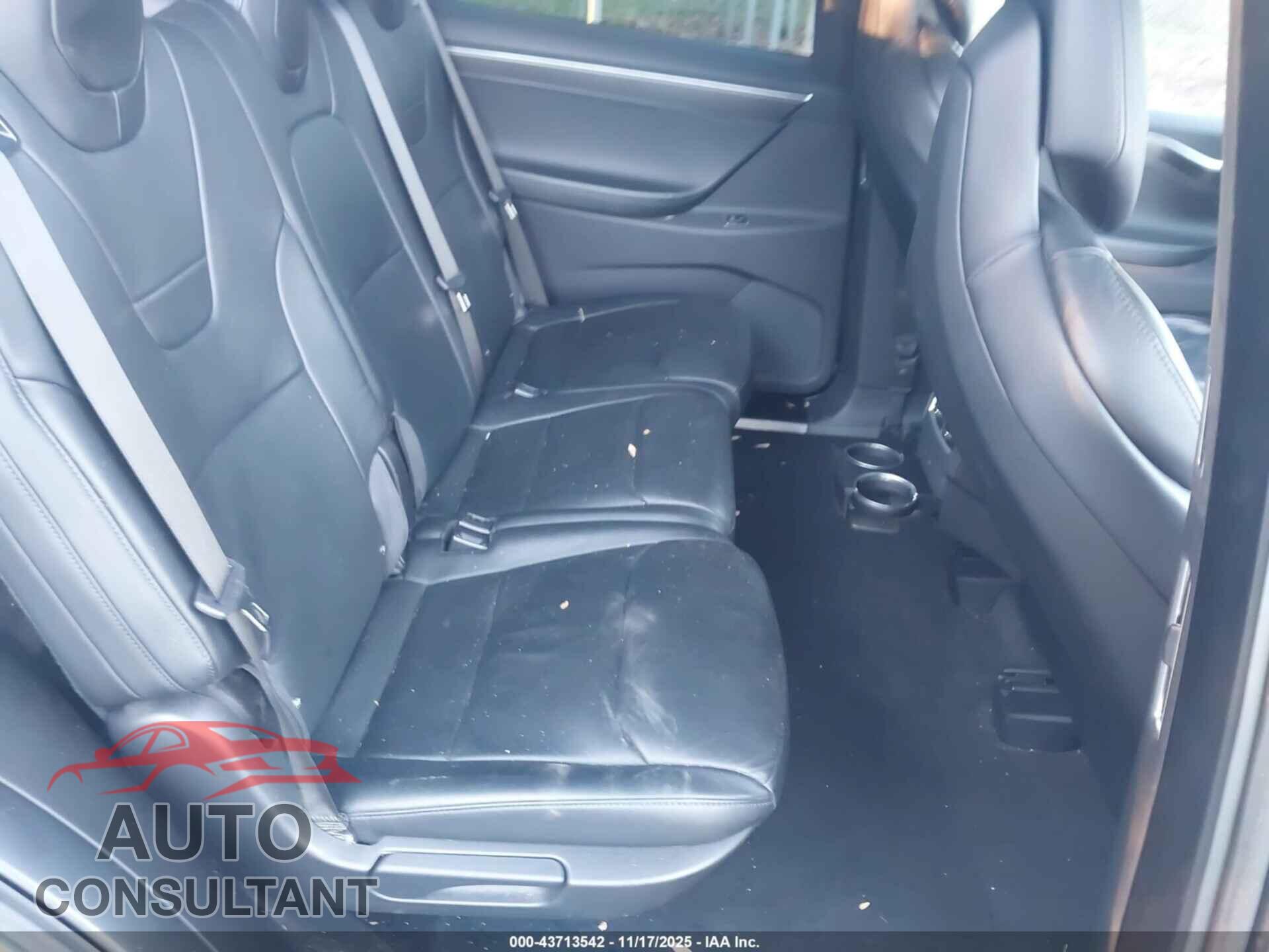 TESLA MODEL X 2017 - 5YJXCDE20HF047713