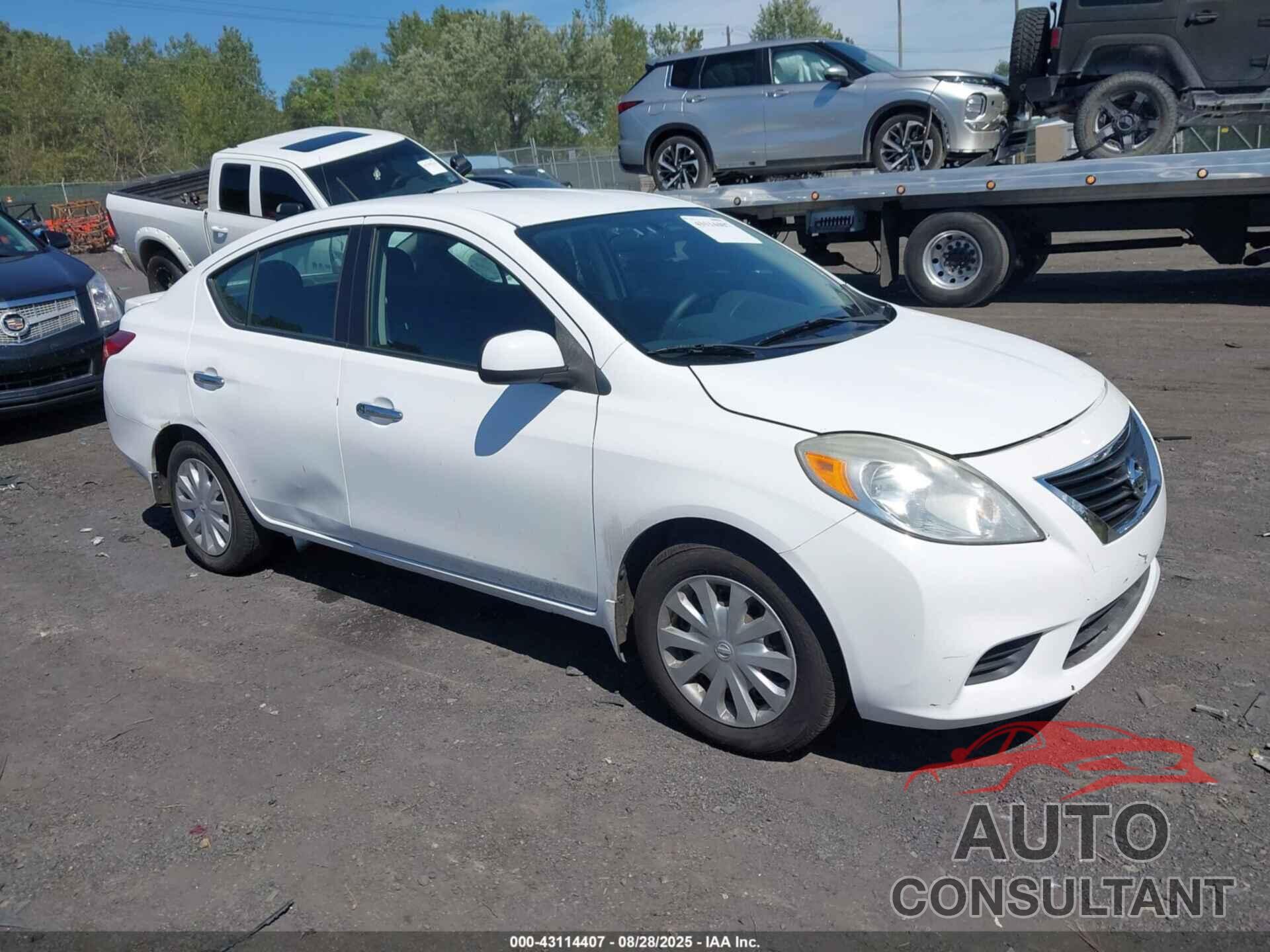 NISSAN VERSA 2013 - 3N1CN7AP5DL844579