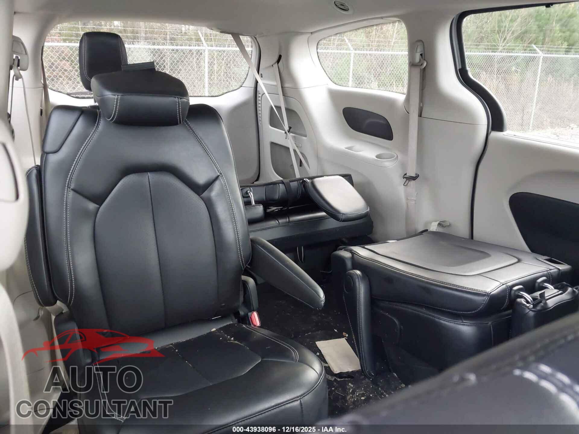 CHRYSLER PACIFICA 2024 - 2C4RC1BG4RR171948