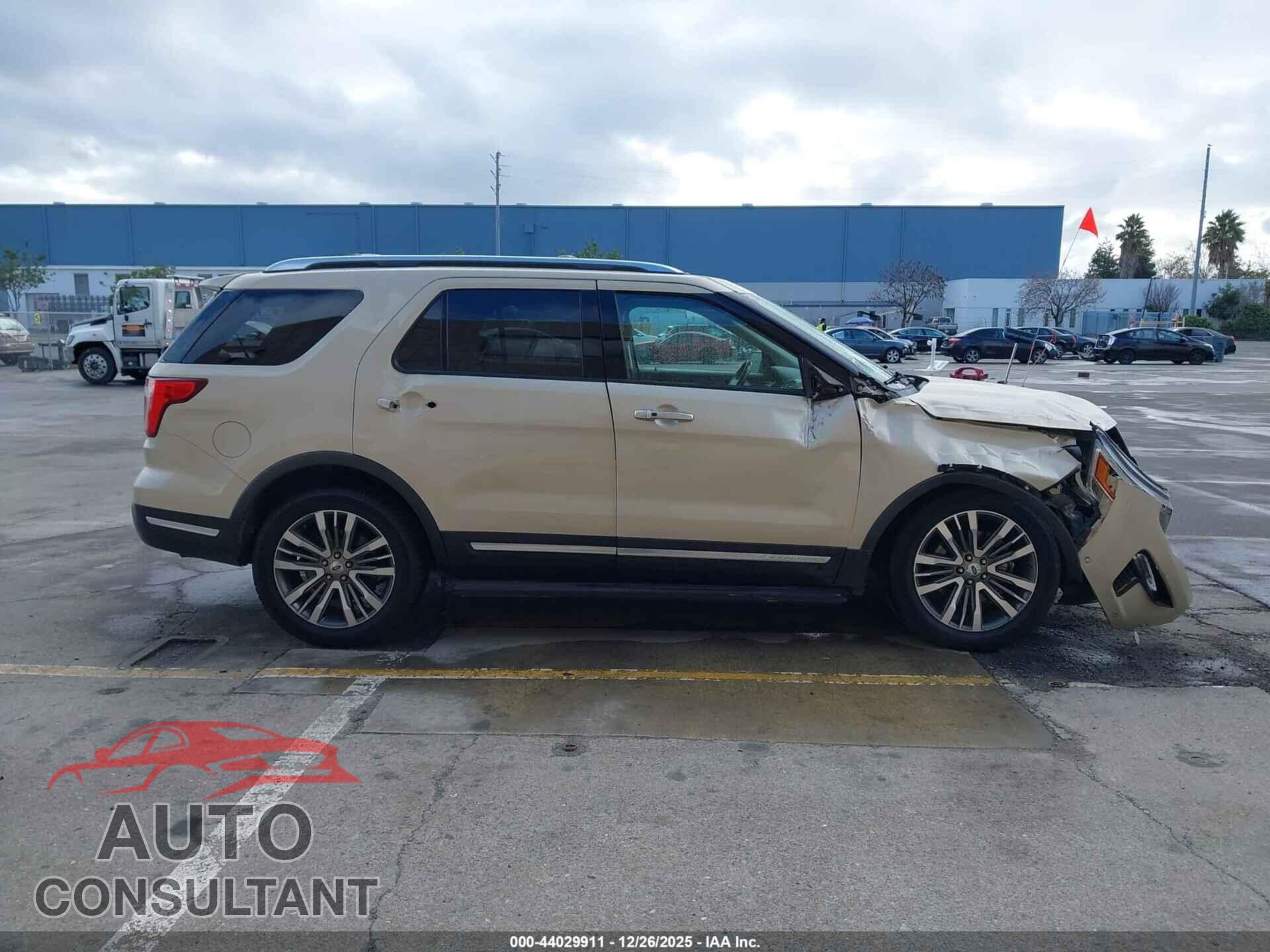 FORD EXPLORER 2018 - 1FM5K8HT1JGB18429