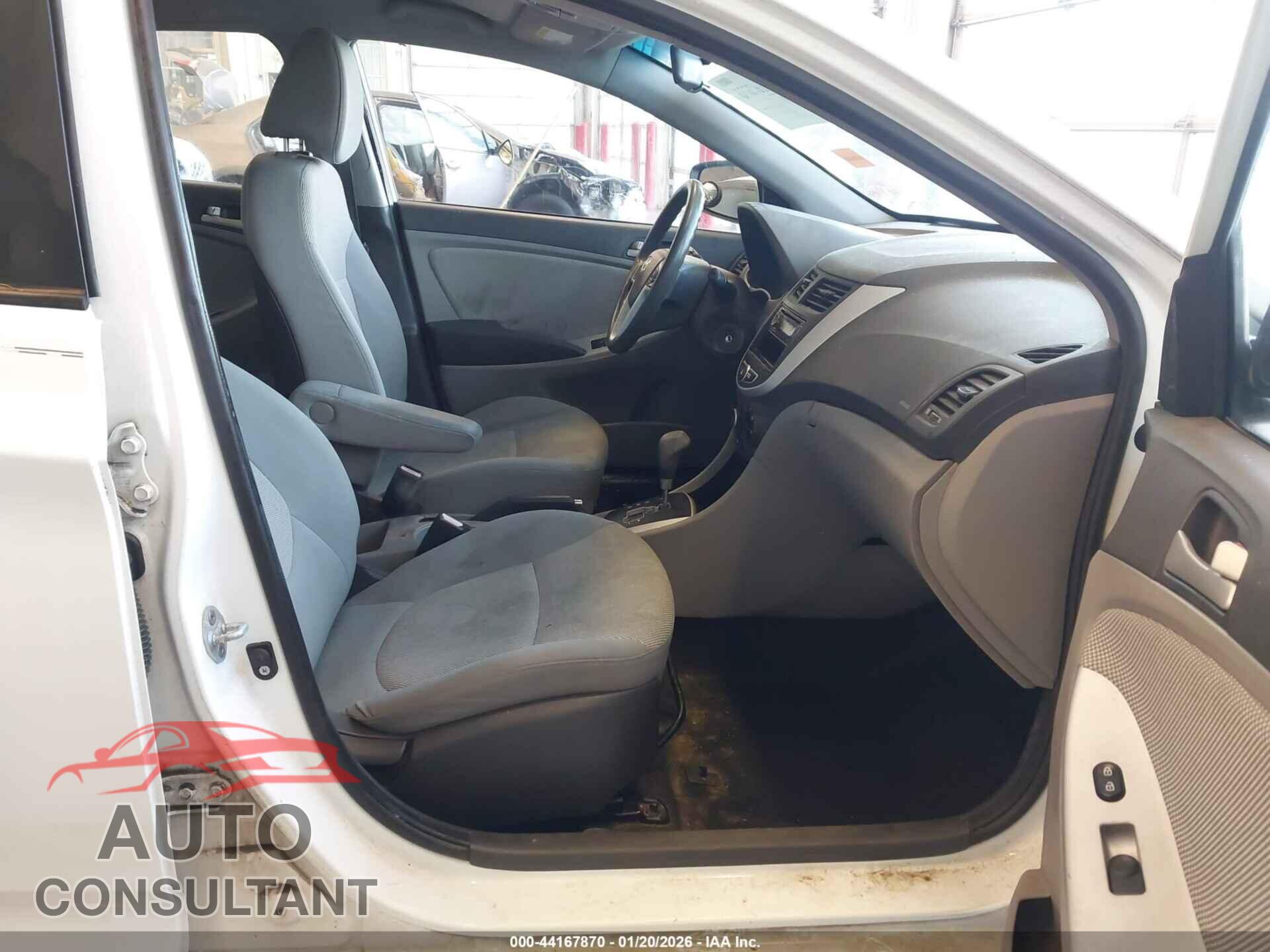 HYUNDAI ACCENT 2012 - KMHCT5AE2CU012932