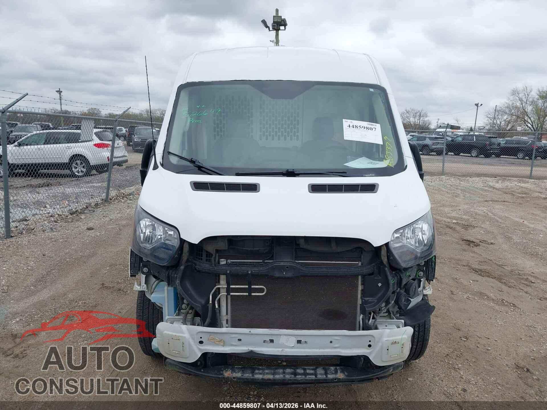 FORD TRANSIT-150 2018 - 1FTYE2CM2JKB52432