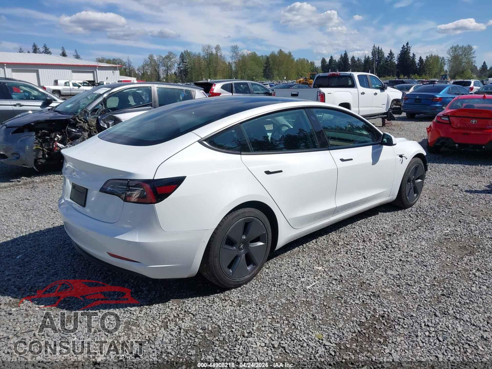 TESLA MODEL 3 2021 - 5YJ3E1EA8MF062159