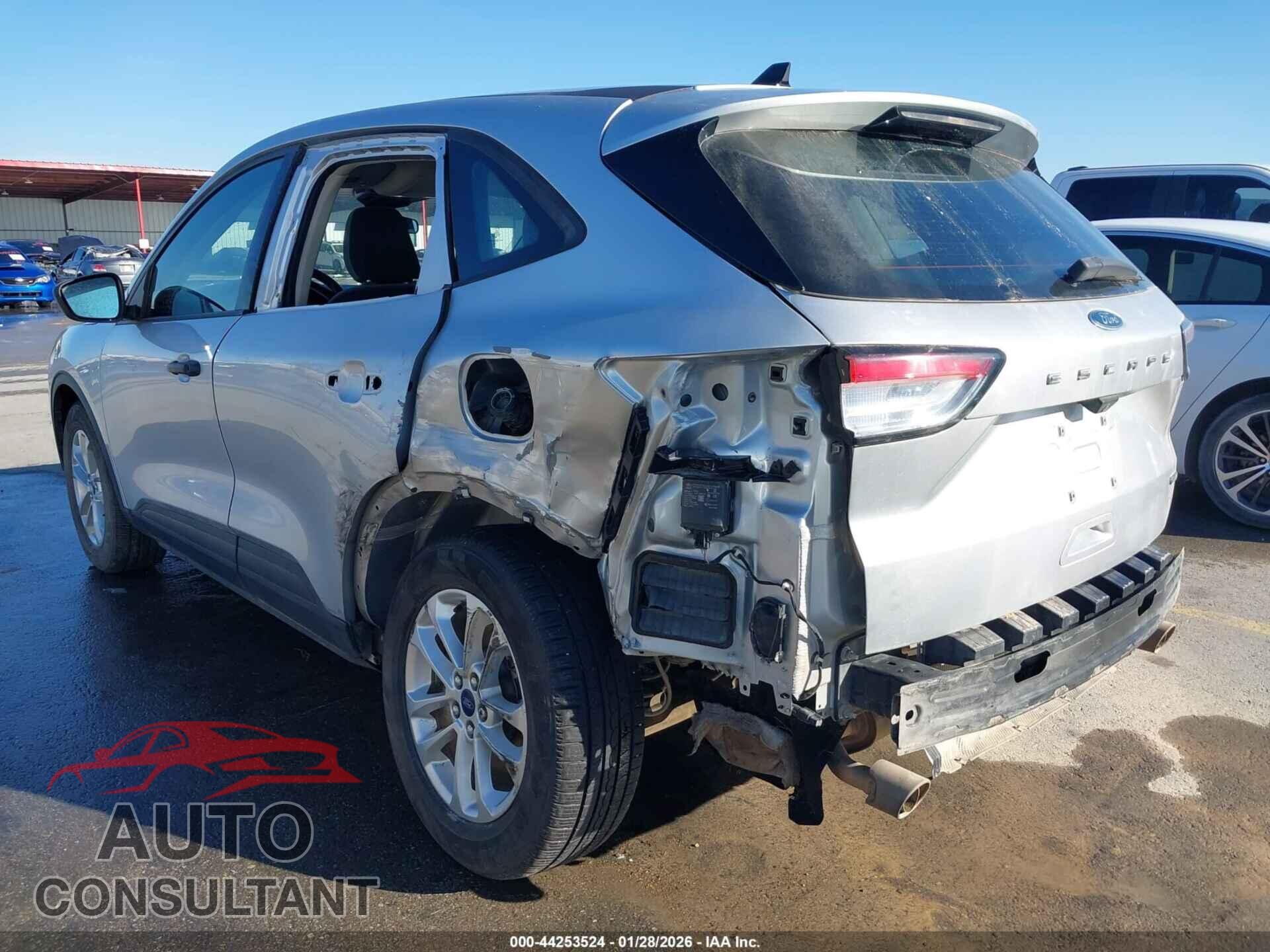FORD ESCAPE 2020 - 1FMCU0F60LUA38804