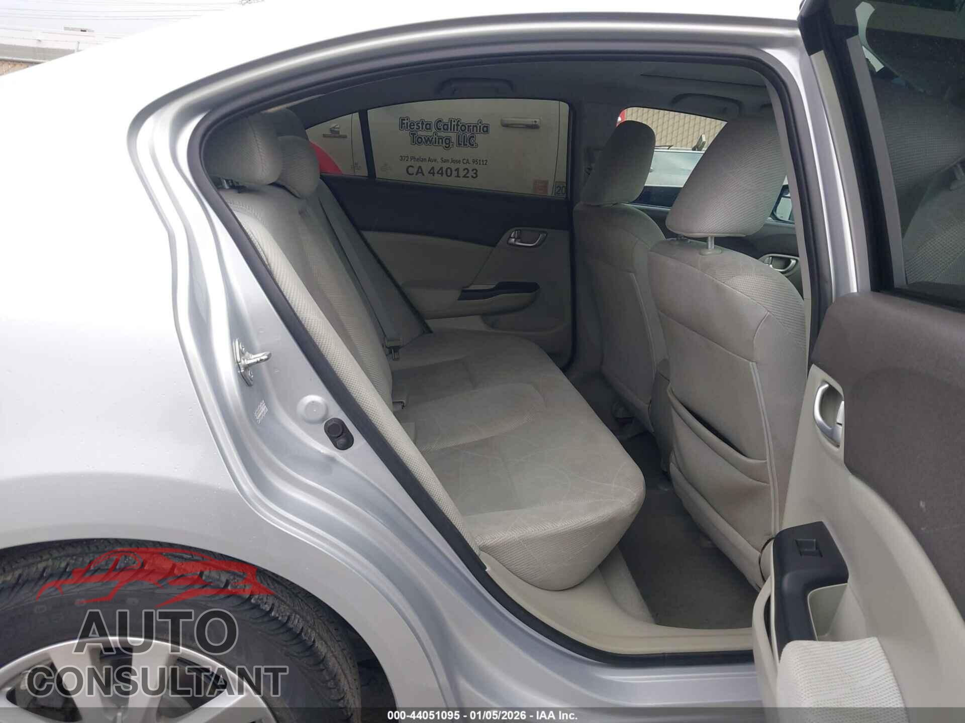 HONDA CIVIC 2012 - 2HGFB2F80CH511707