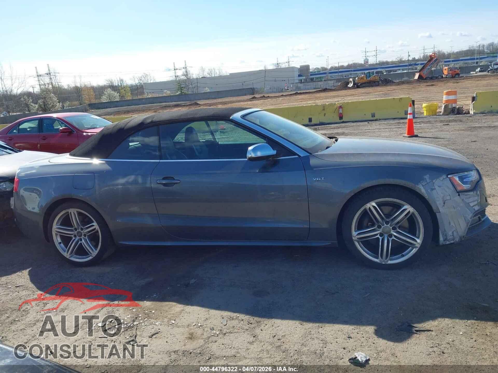 AUDI S5 2013 - WAUCGAFH5DN006152