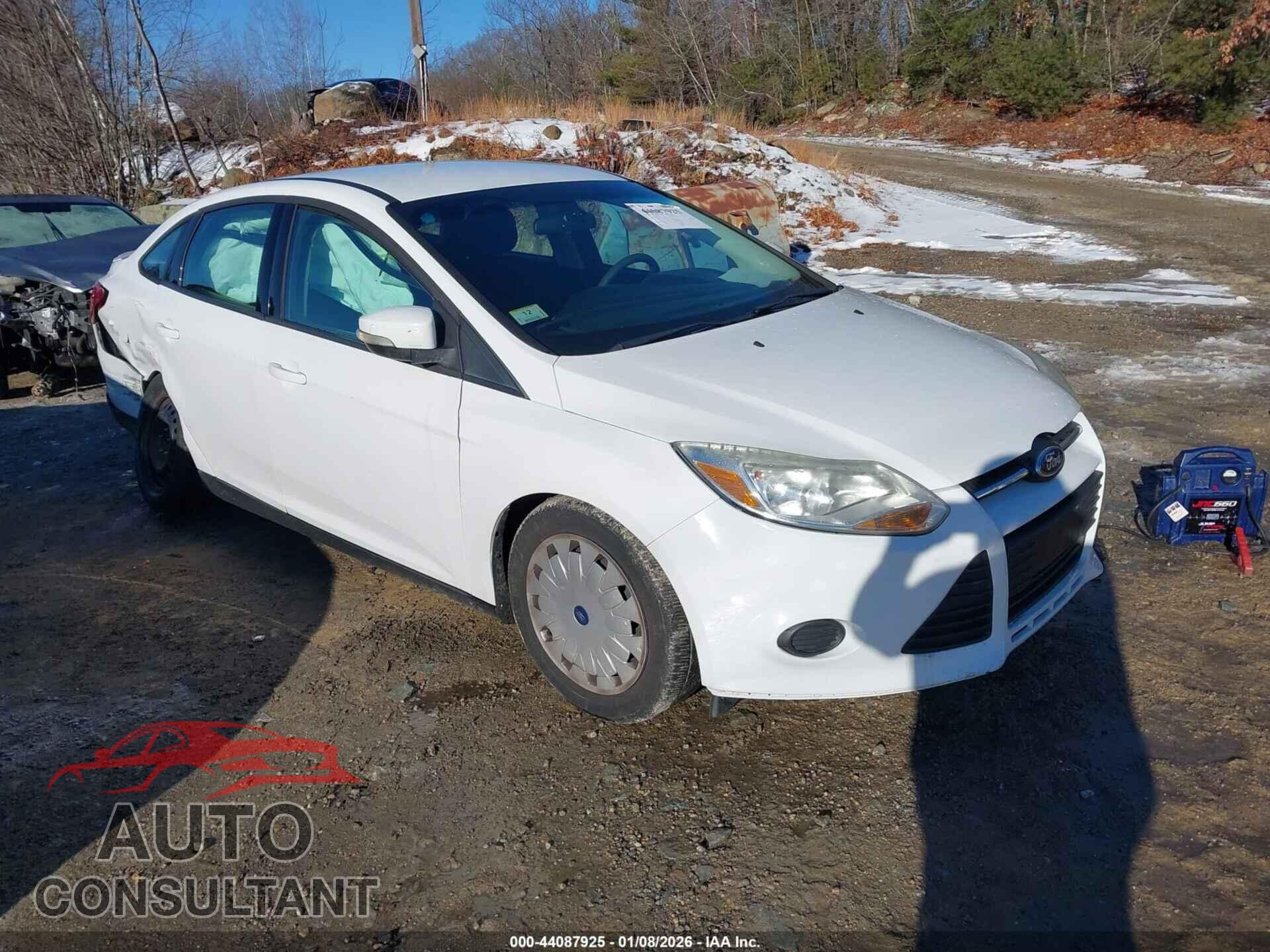 FORD FOCUS 2013 - 1FADP3F29DL179947