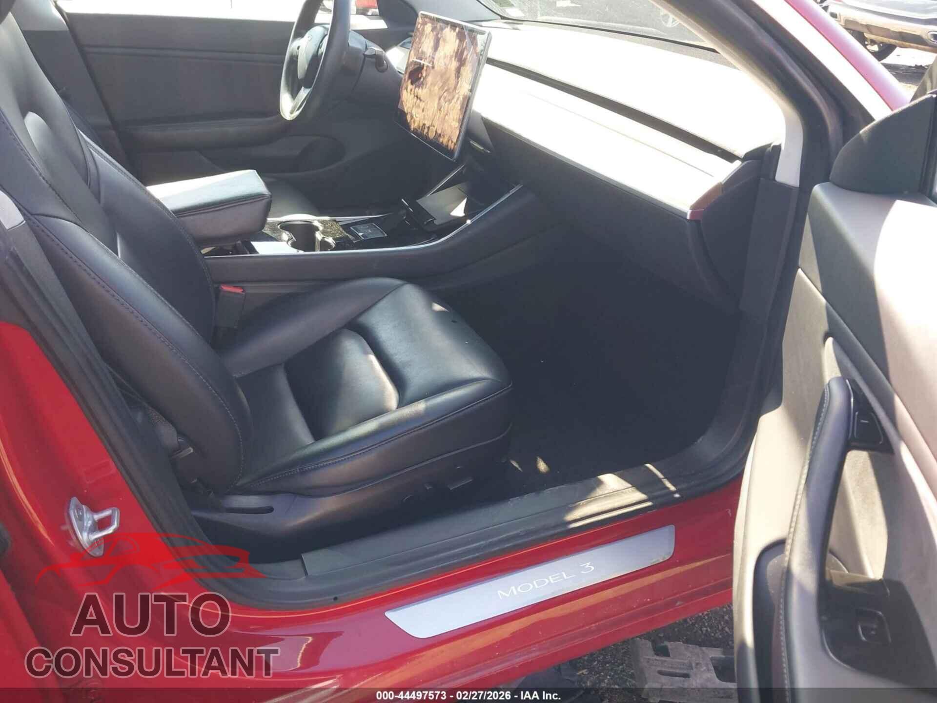 TESLA MODEL 3 2018 - 5YJ3E1EA1JF163846
