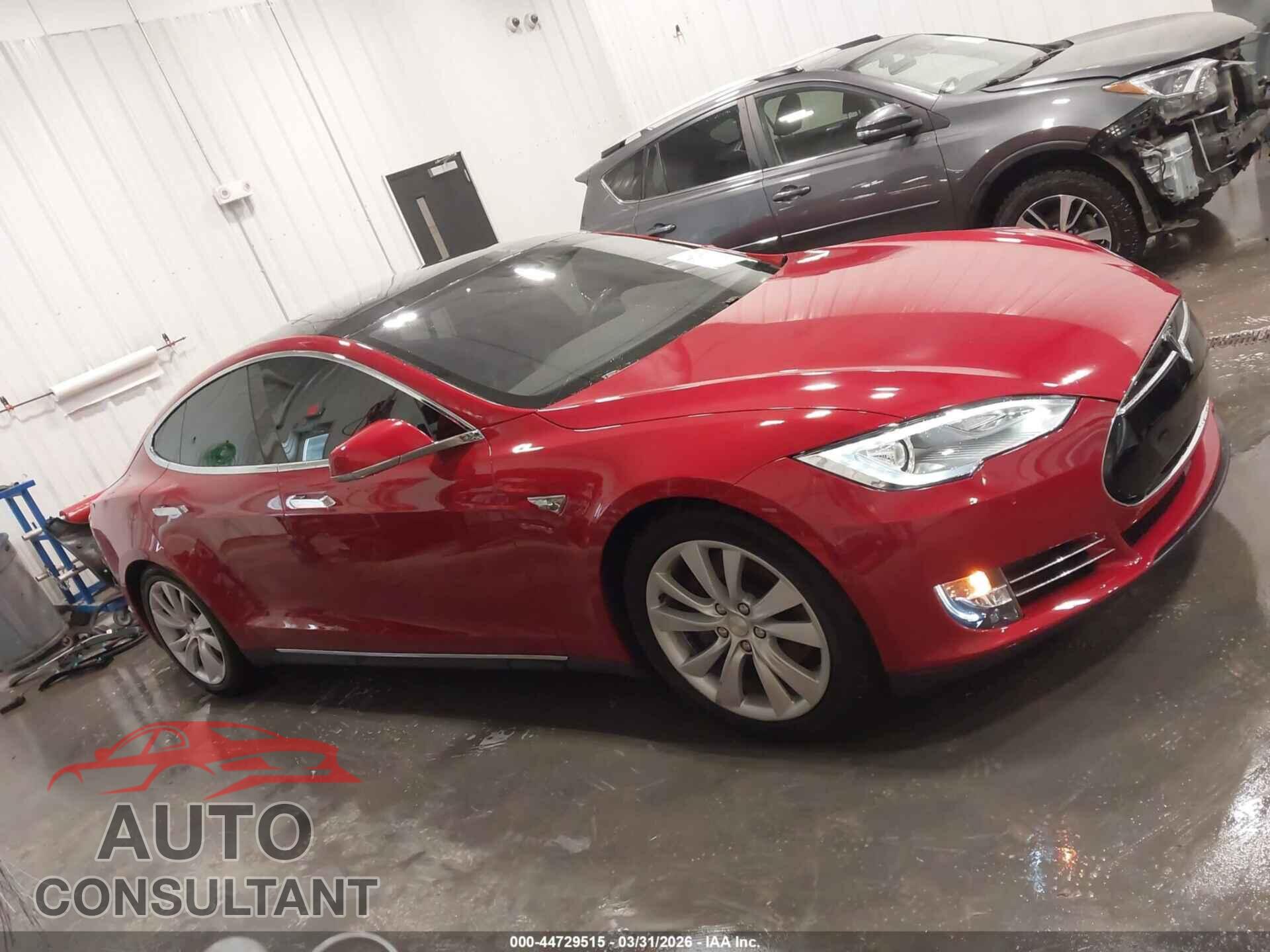 TESLA MODEL S 2016 - 5YJSA1E20GF132404