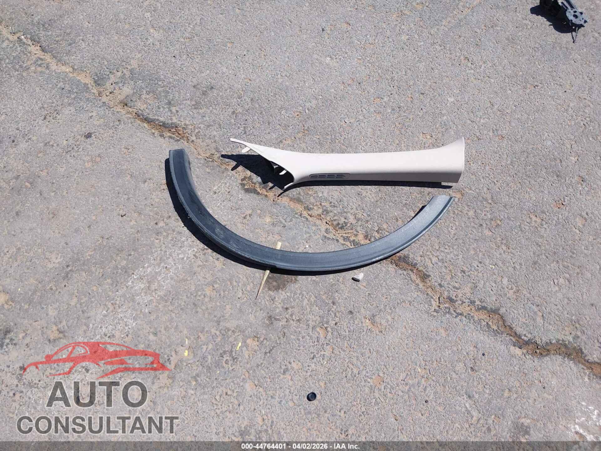 FORD ESCAPE 2020 - 1FMCU9J95LUA34365