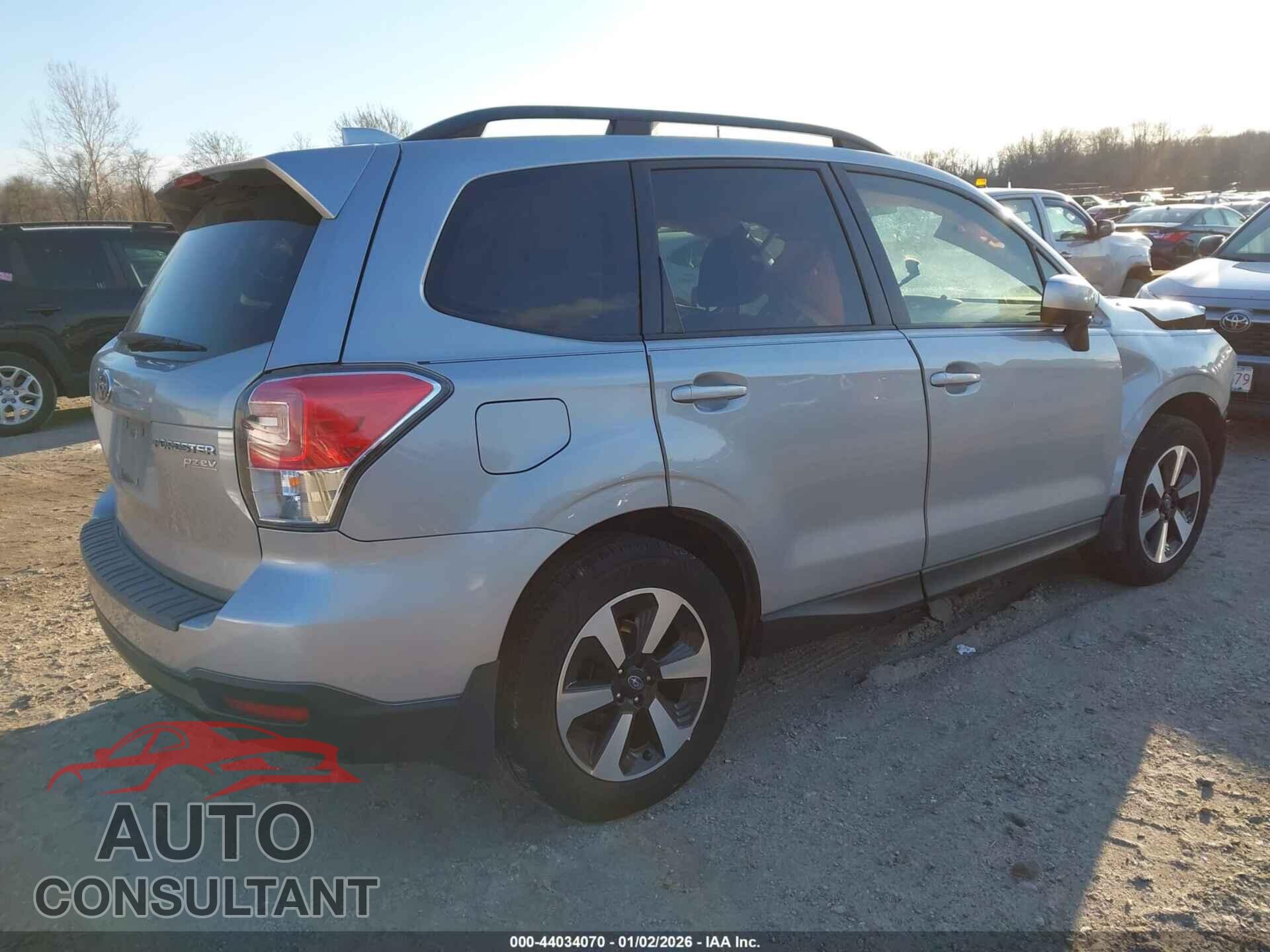 SUBARU FORESTER 2017 - JF2SJAEC4HH434192