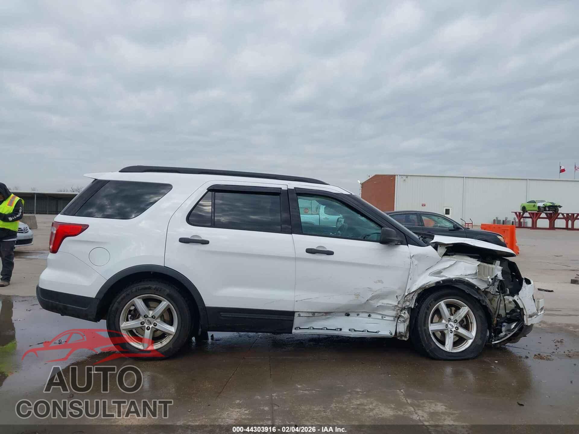 FORD EXPLORER 2018 - 1FM5K7B88JGB78223