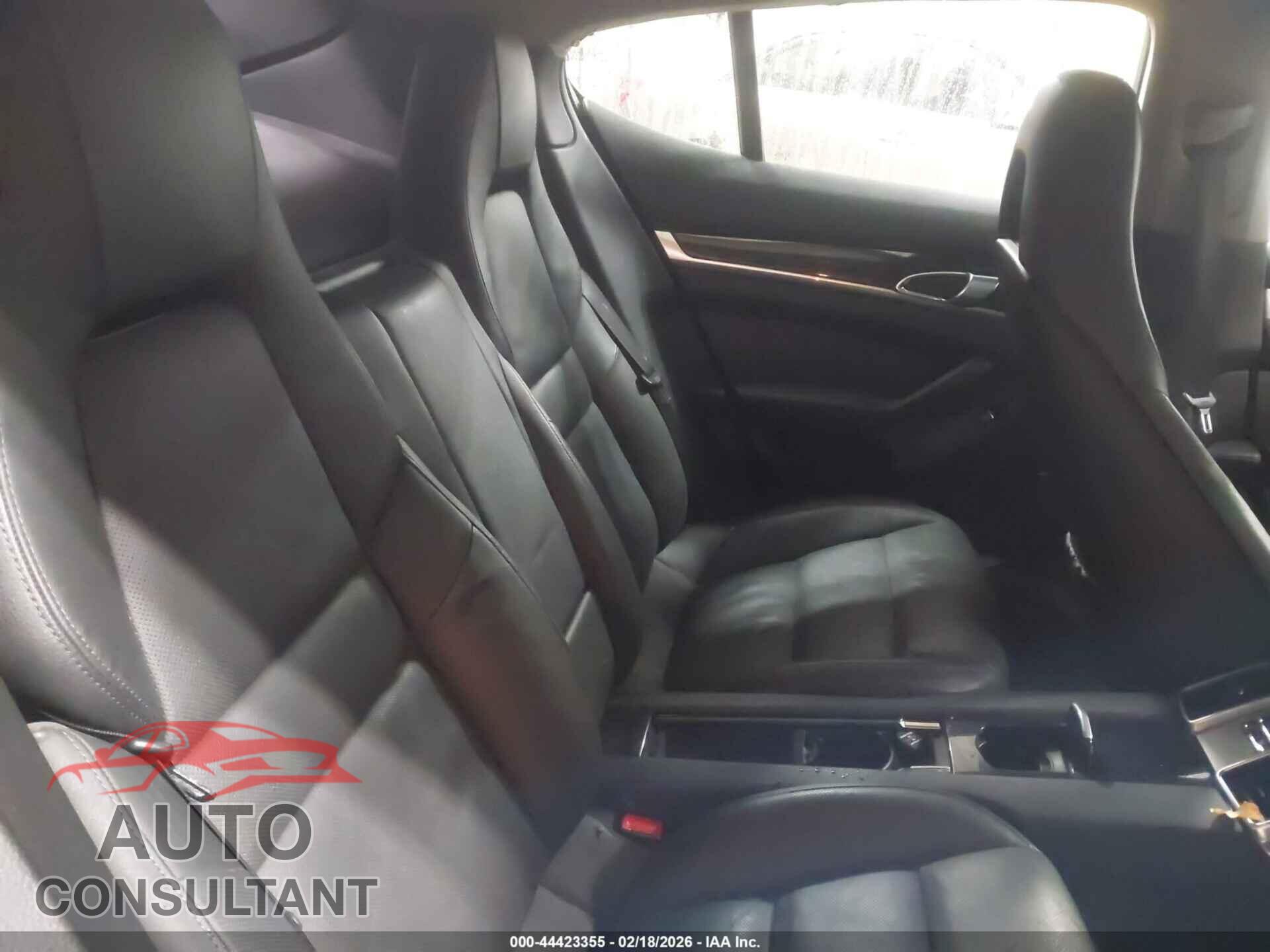 PORSCHE PANAMERA 2011 - WP0AA2A72BL010152
