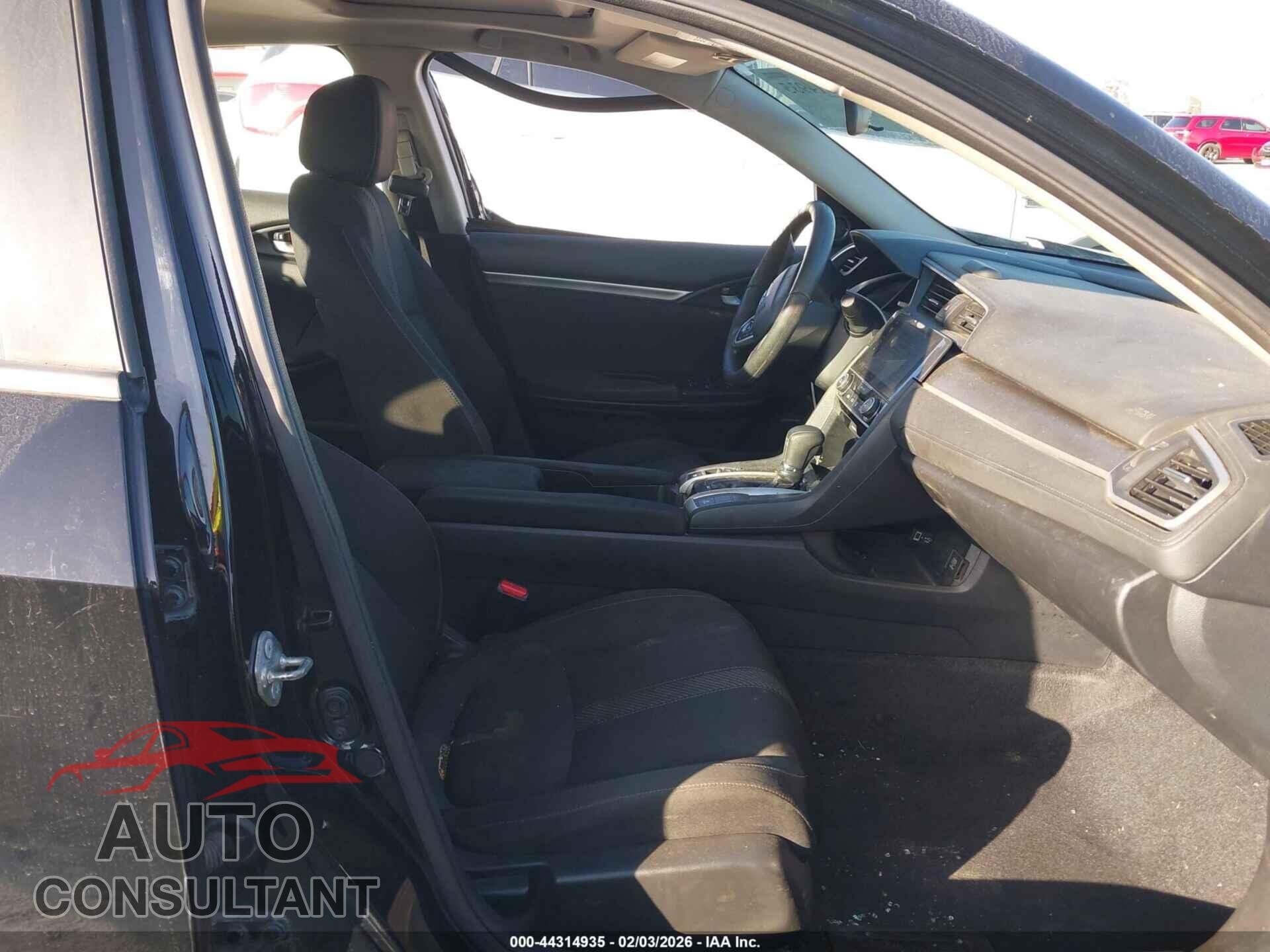 HONDA CIVIC 2017 - 19XFC2F77HE201088