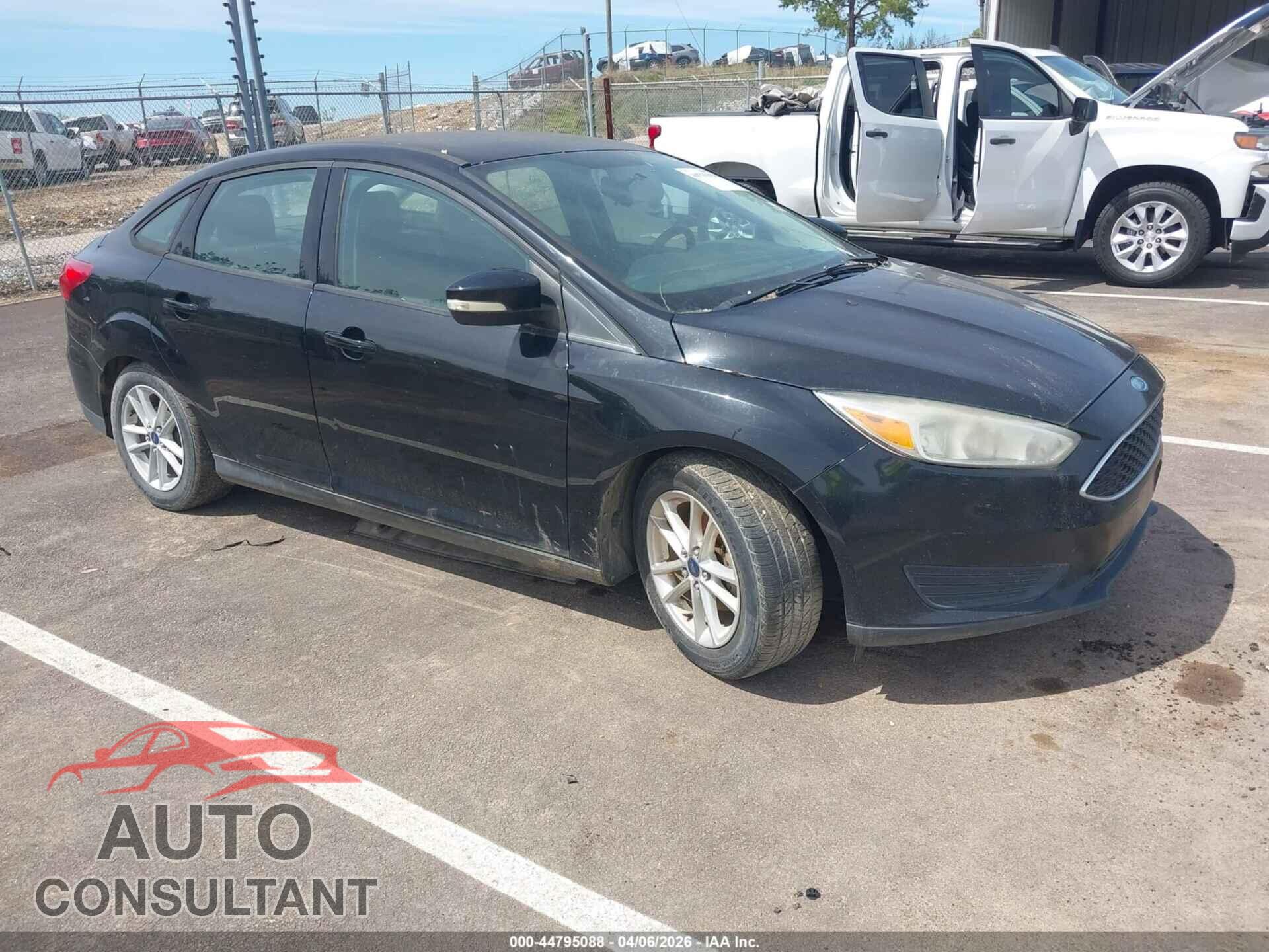 FORD FOCUS 2016 - 1FADP3F27GL247747