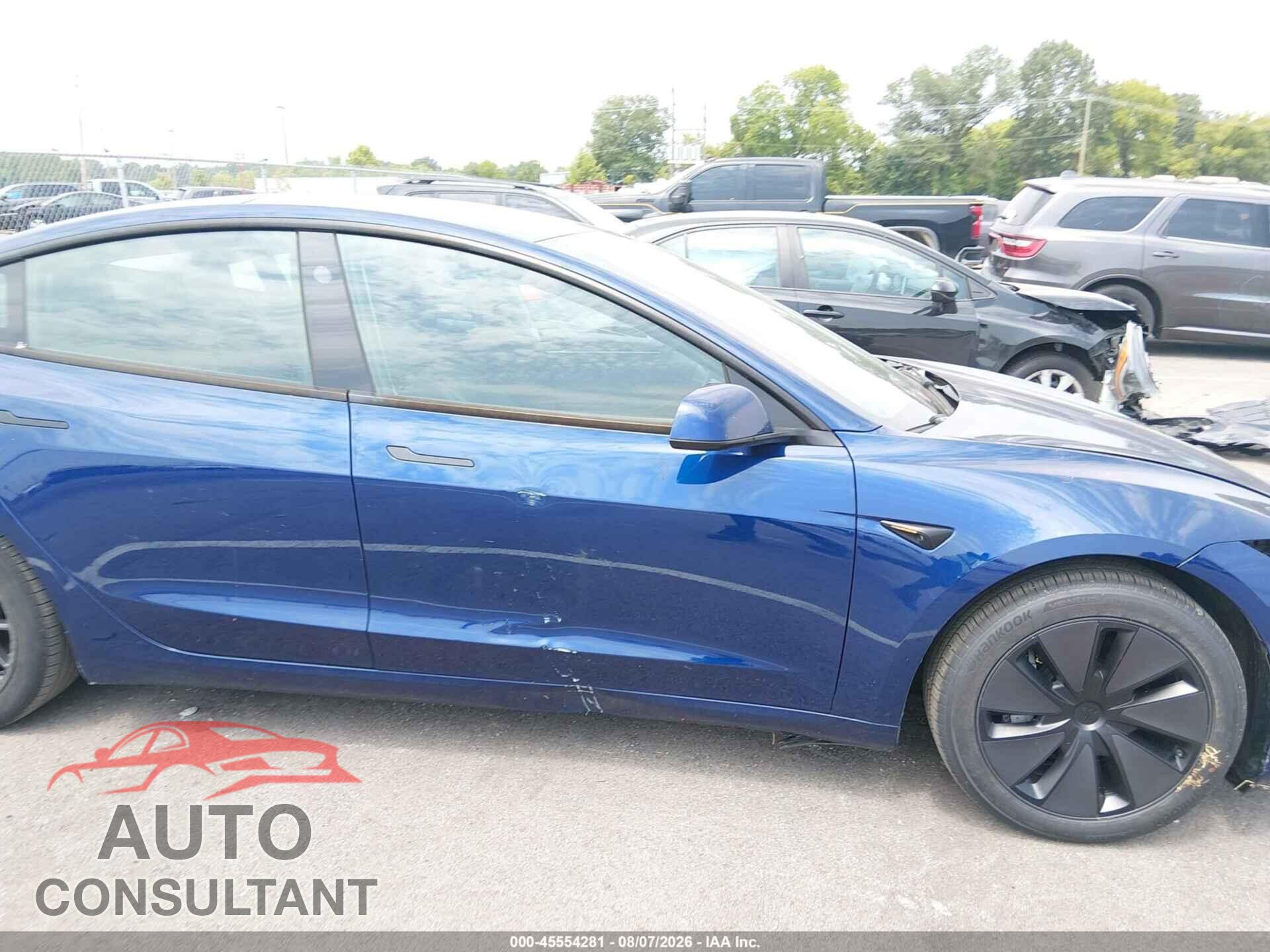 TESLA MODEL 3 2024 - 5YJ3E1EAXRF733273