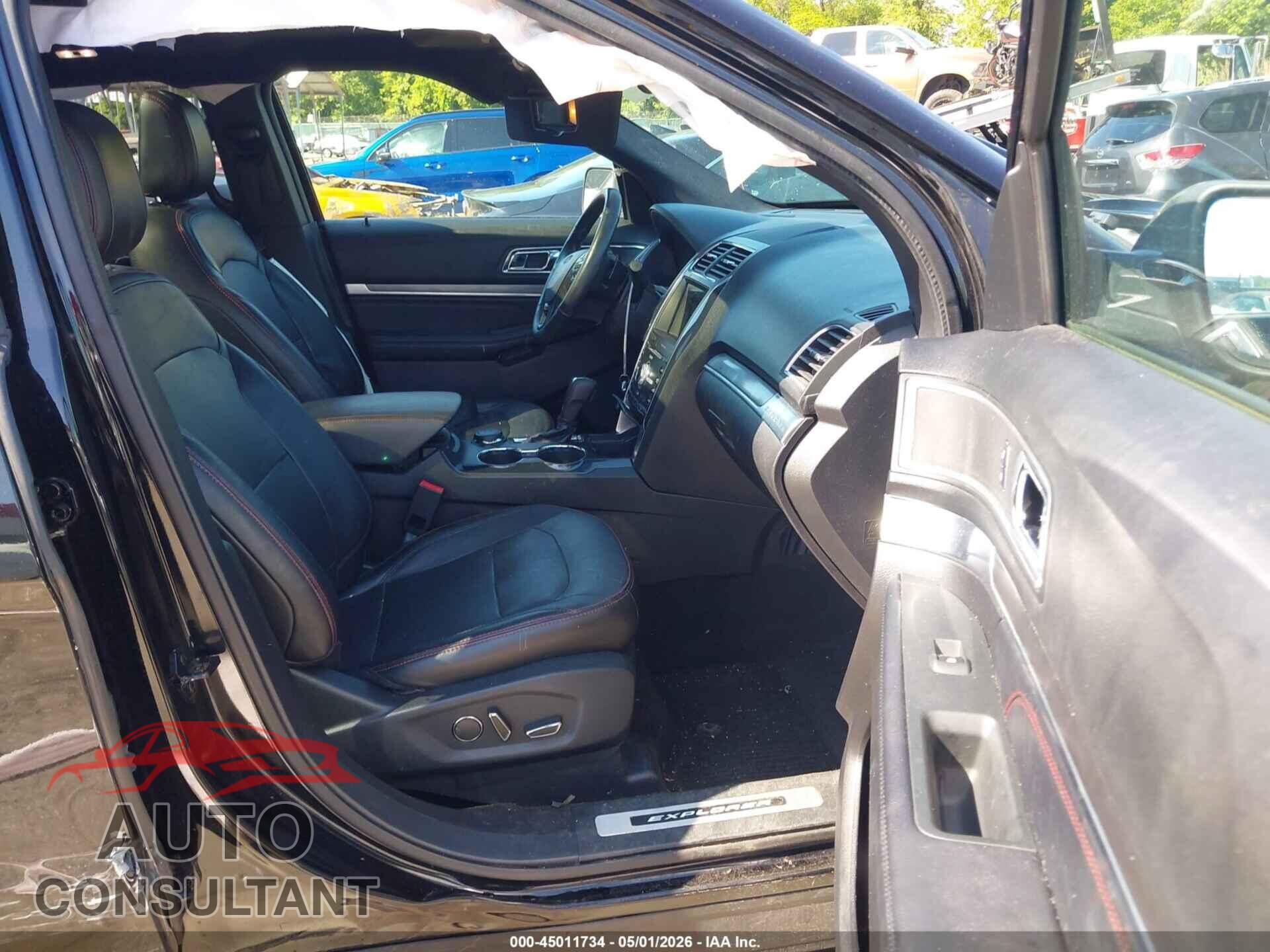 FORD EXPLORER 2018 - 1FM5K8GT7JGB05153