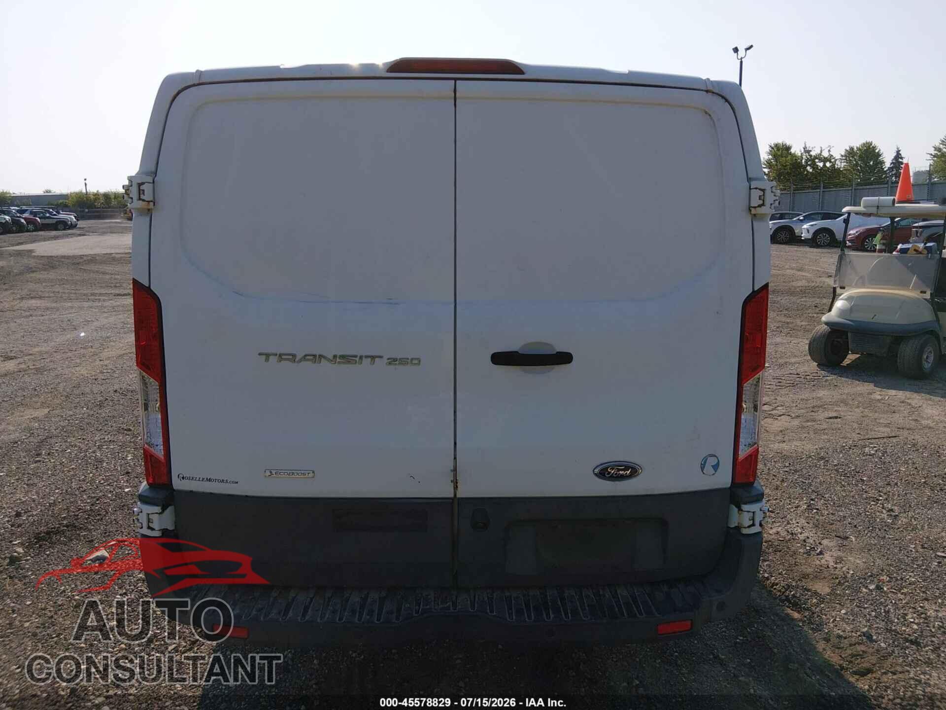 FORD TRANSIT-250 2017 - 1FTYR1YG6HKA28367