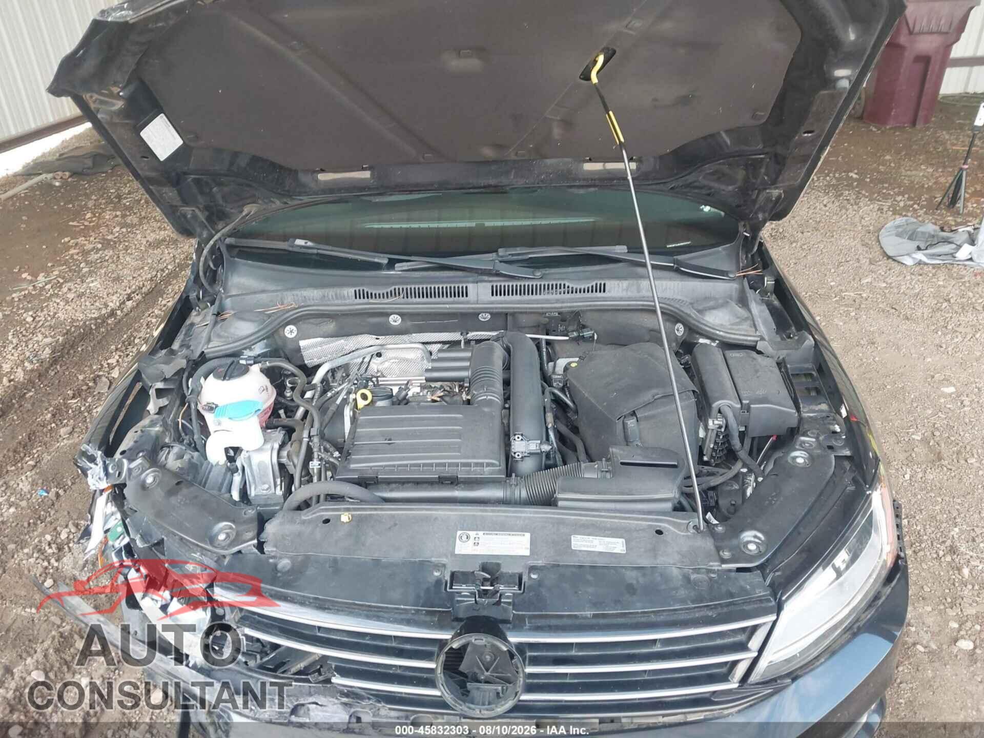VOLKSWAGEN JETTA 2017 - 3VW2B7AJ5HM404341