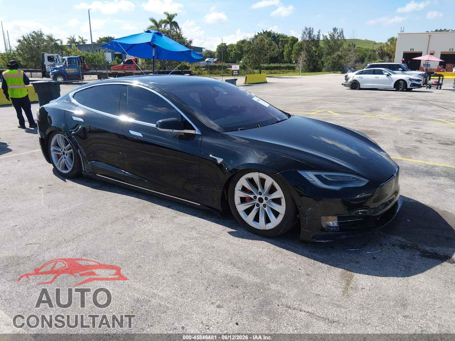 TESLA MODEL S 2021 - 5YJSA1E48MF424282