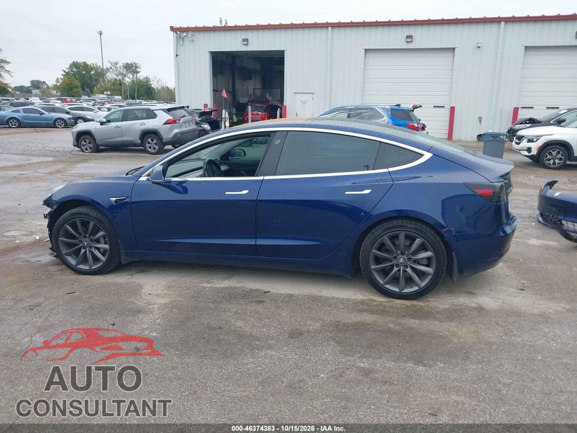 TESLA MODEL 3 2018 - 5YJ3E1EA9JF017047