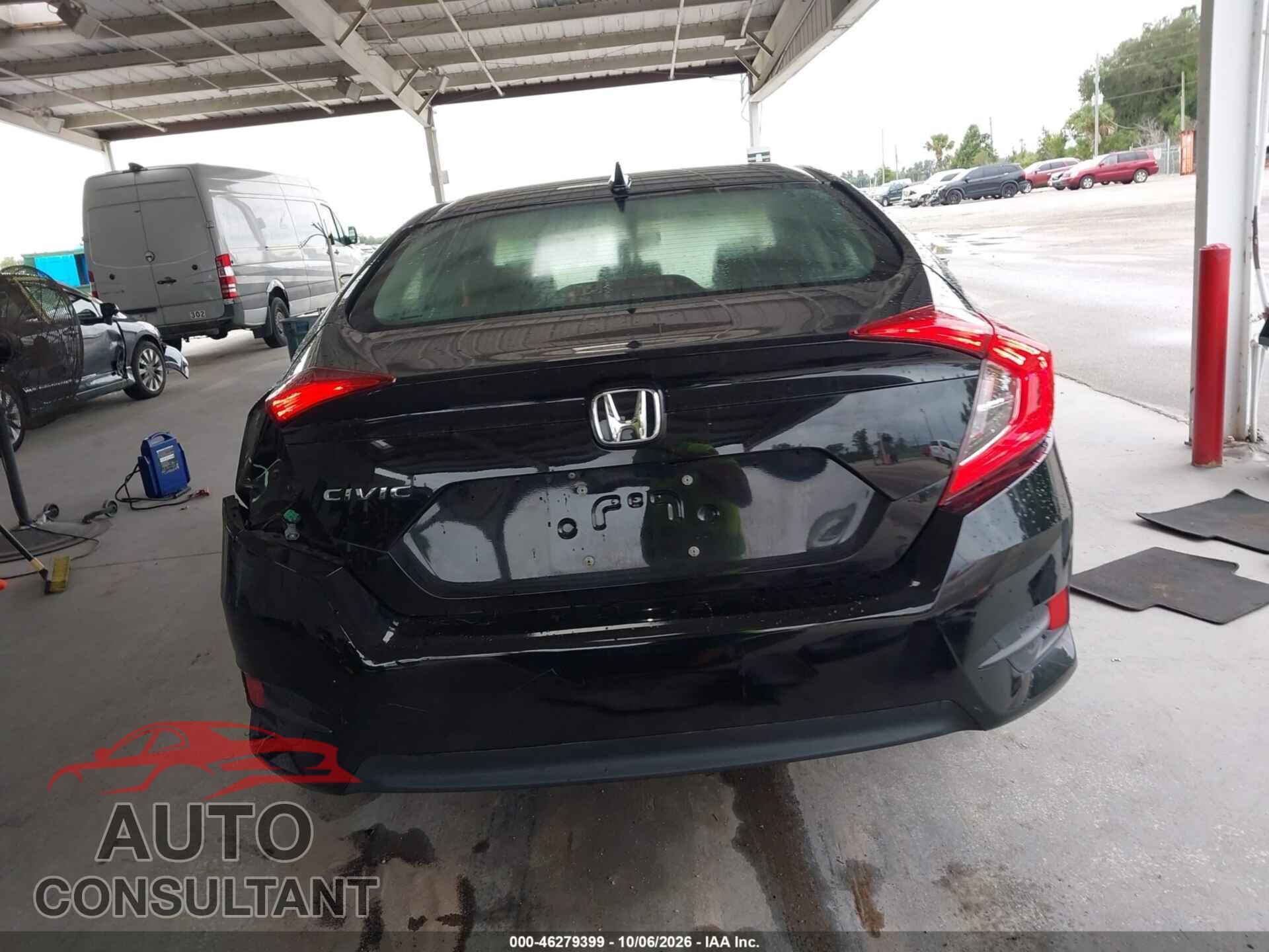 HONDA CIVIC 2017 - 2HGFC2F70HH577850