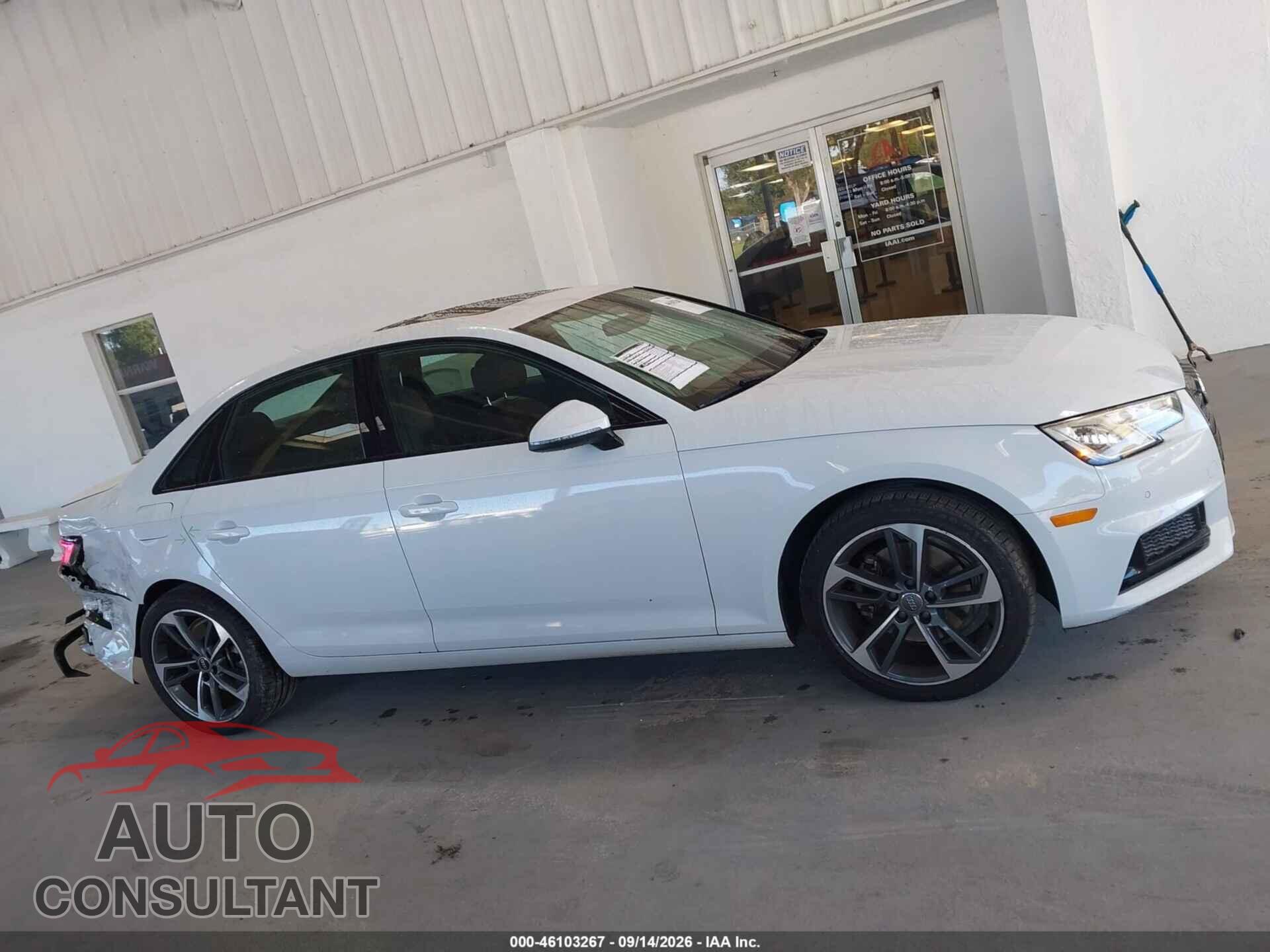 AUDI A4 2019 - WAUGMAF49KN013450