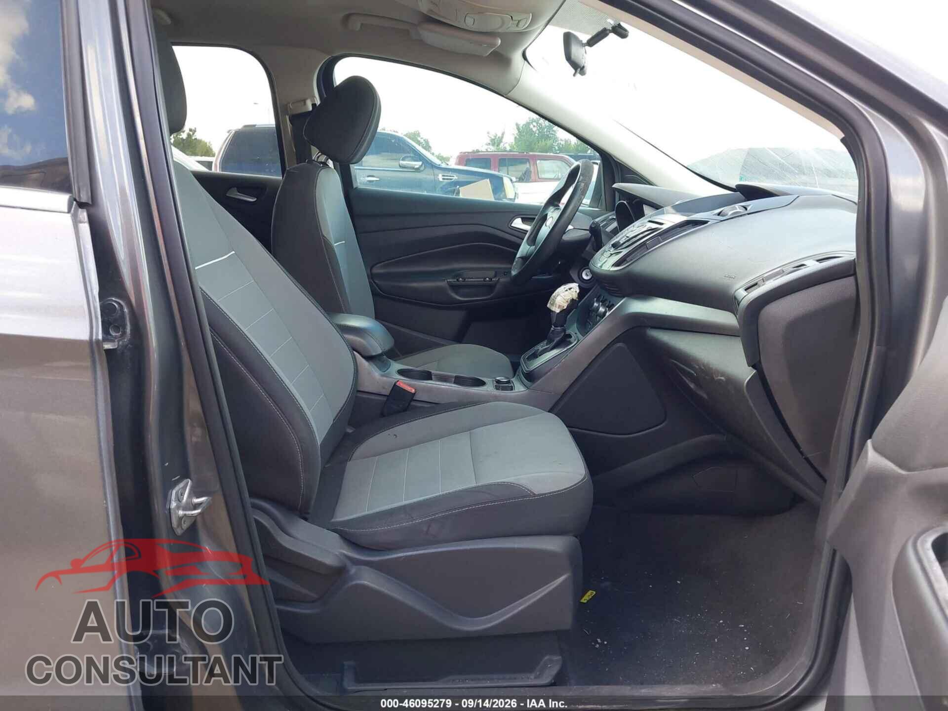 FORD ESCAPE 2014 - 1FMCU0GX4EUB79272