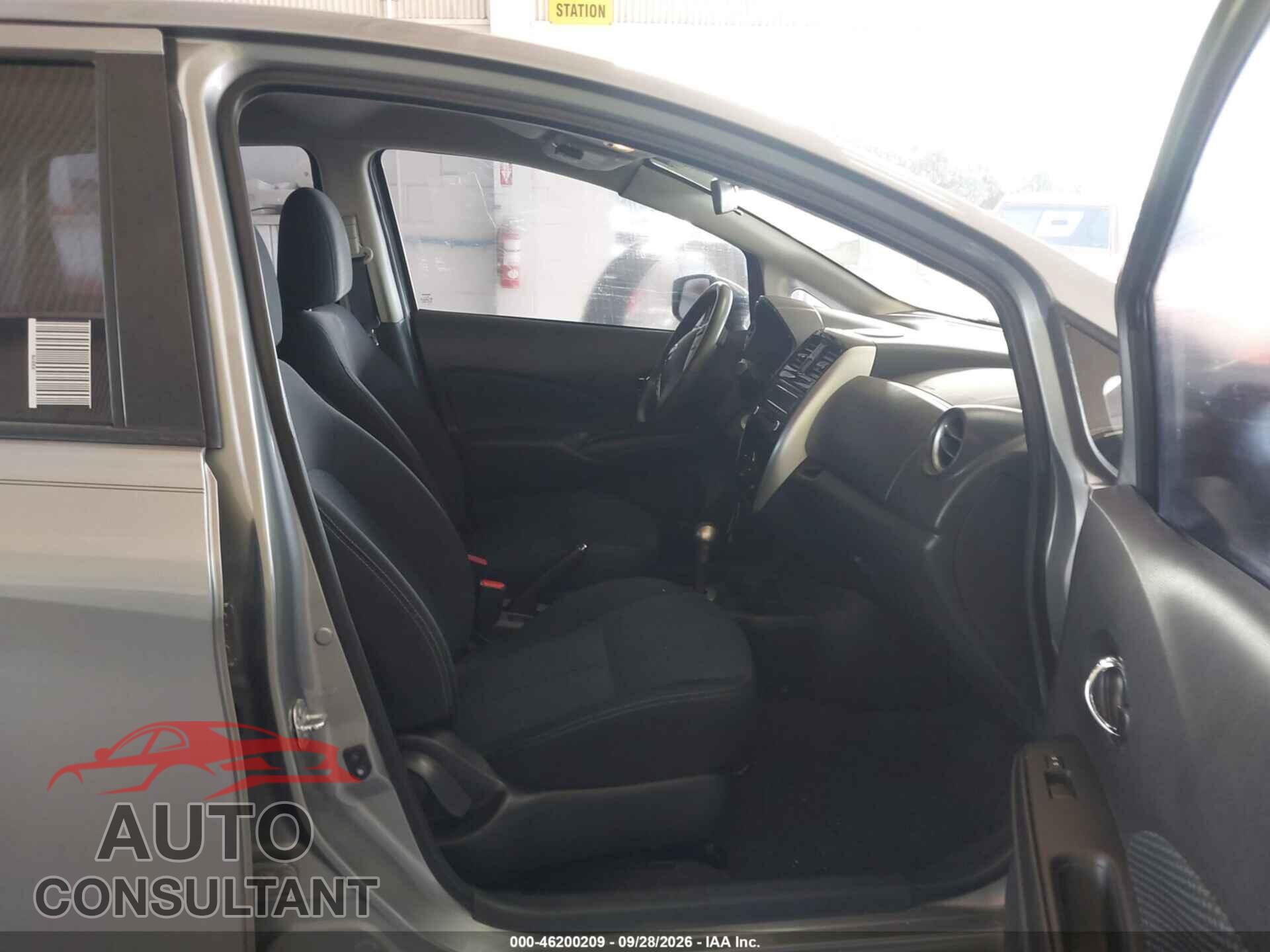 NISSAN VERSA NOTE 2015 - 3N1CE2CP2FL413684
