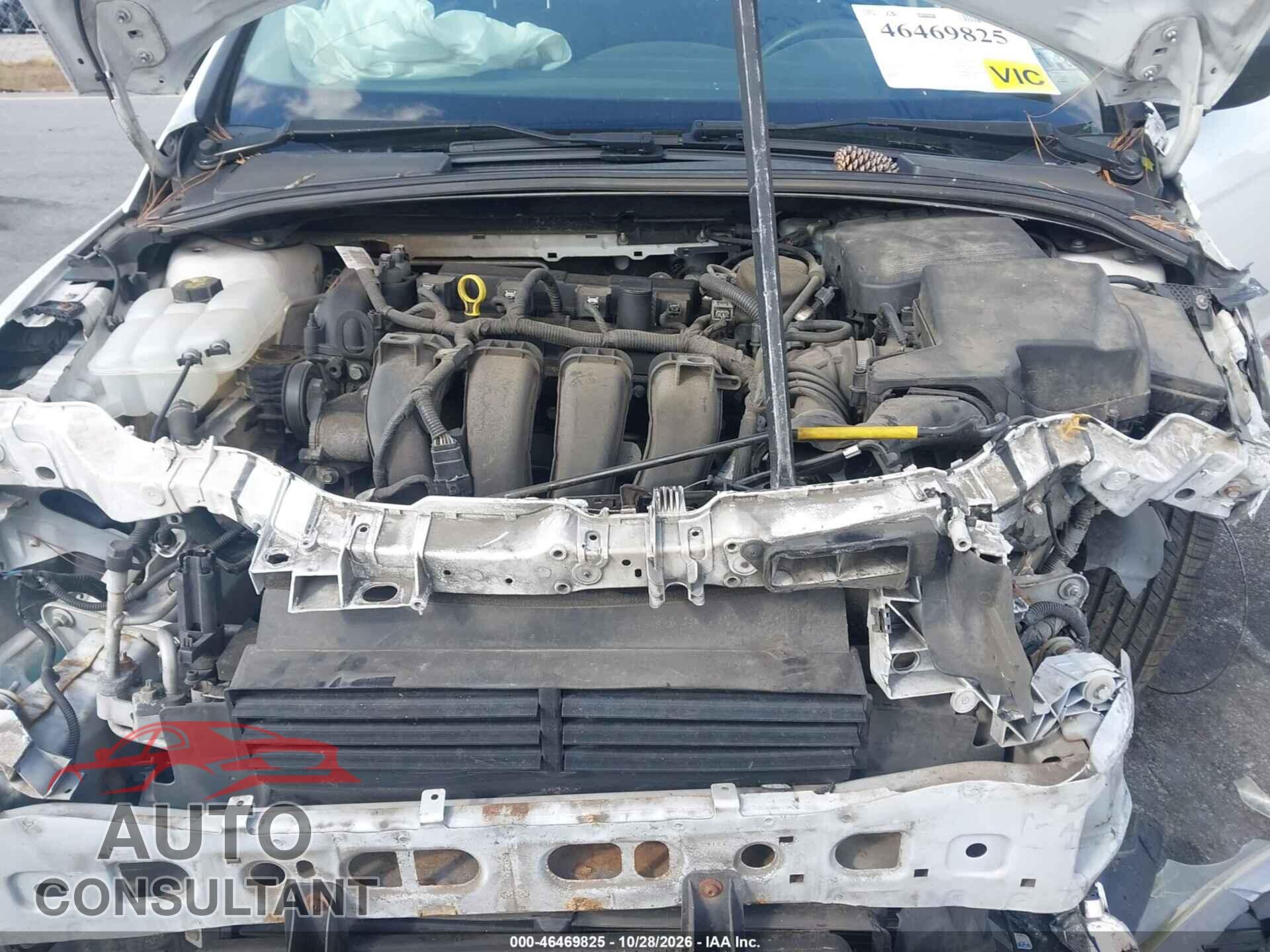 FORD FOCUS 2015 - 1FADP3E2XFL338396