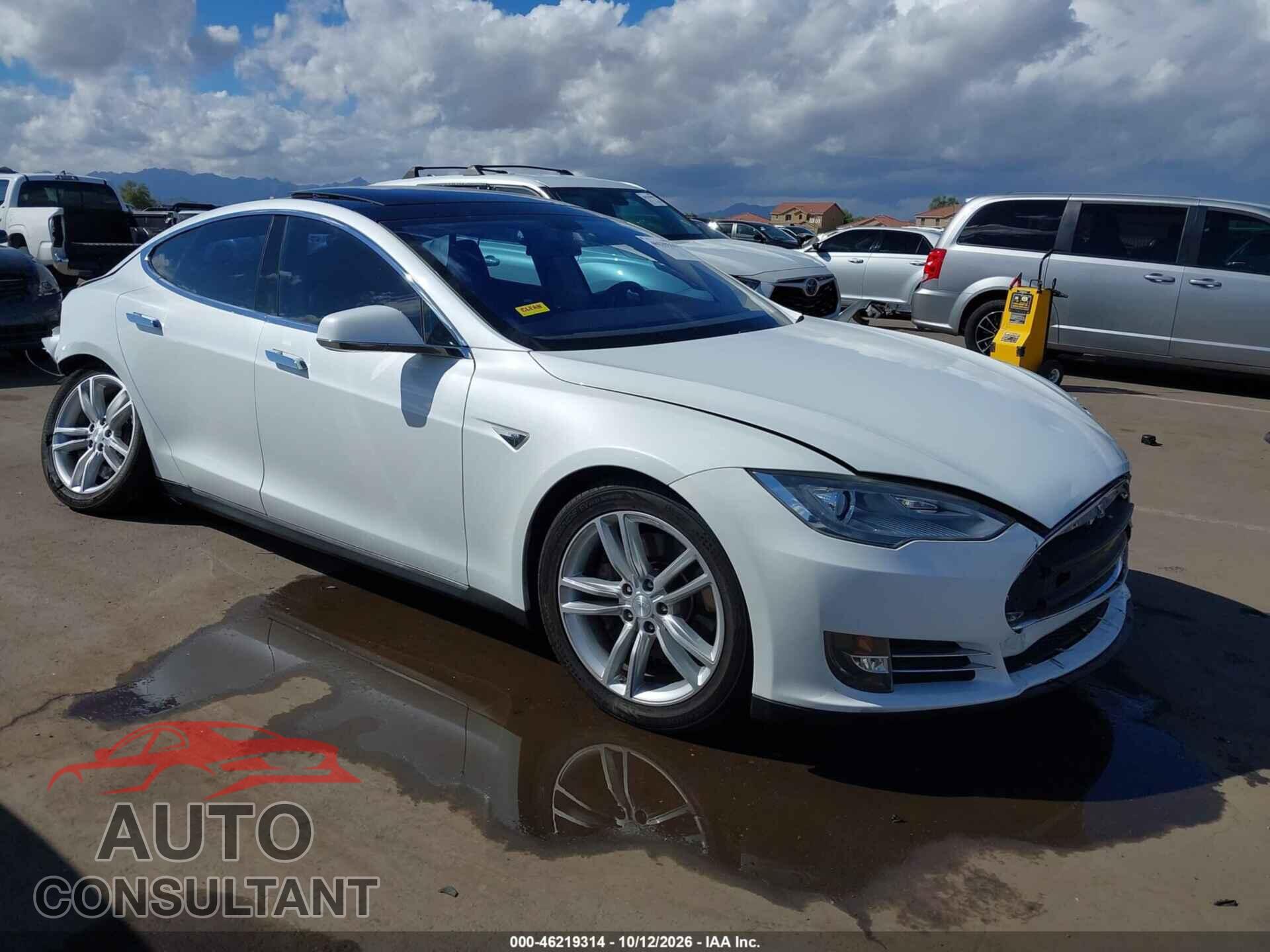 TESLA MODEL S 2013 - 5YJSA1AGXDFP08416