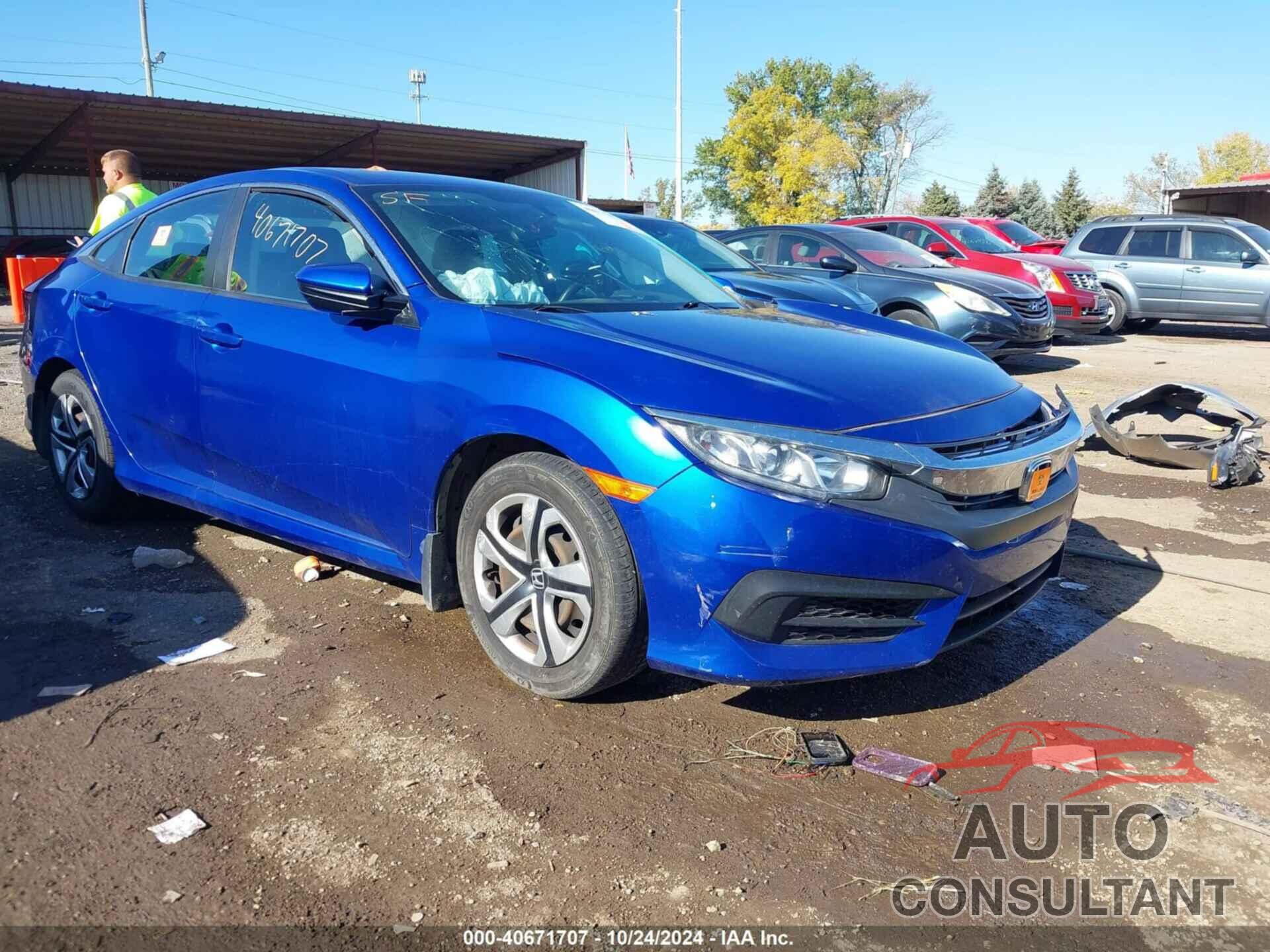 HONDA CIVIC 2018 - 2HGFC2F50JH567856